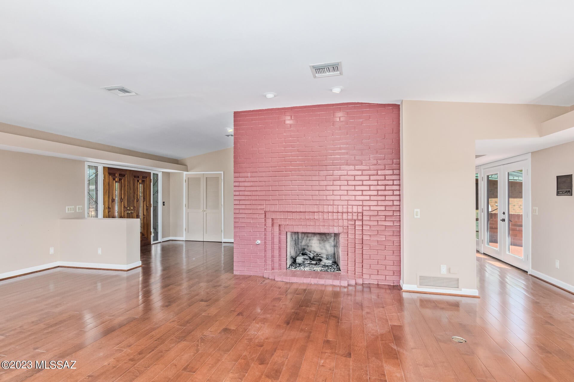 Orange Grove Hills (1-33) - Residential