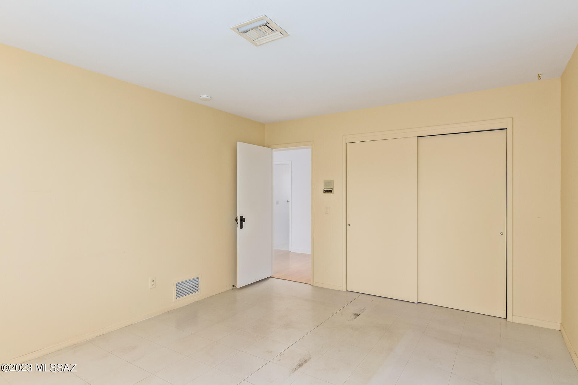 Orange Grove Hills (1-33) - Residential