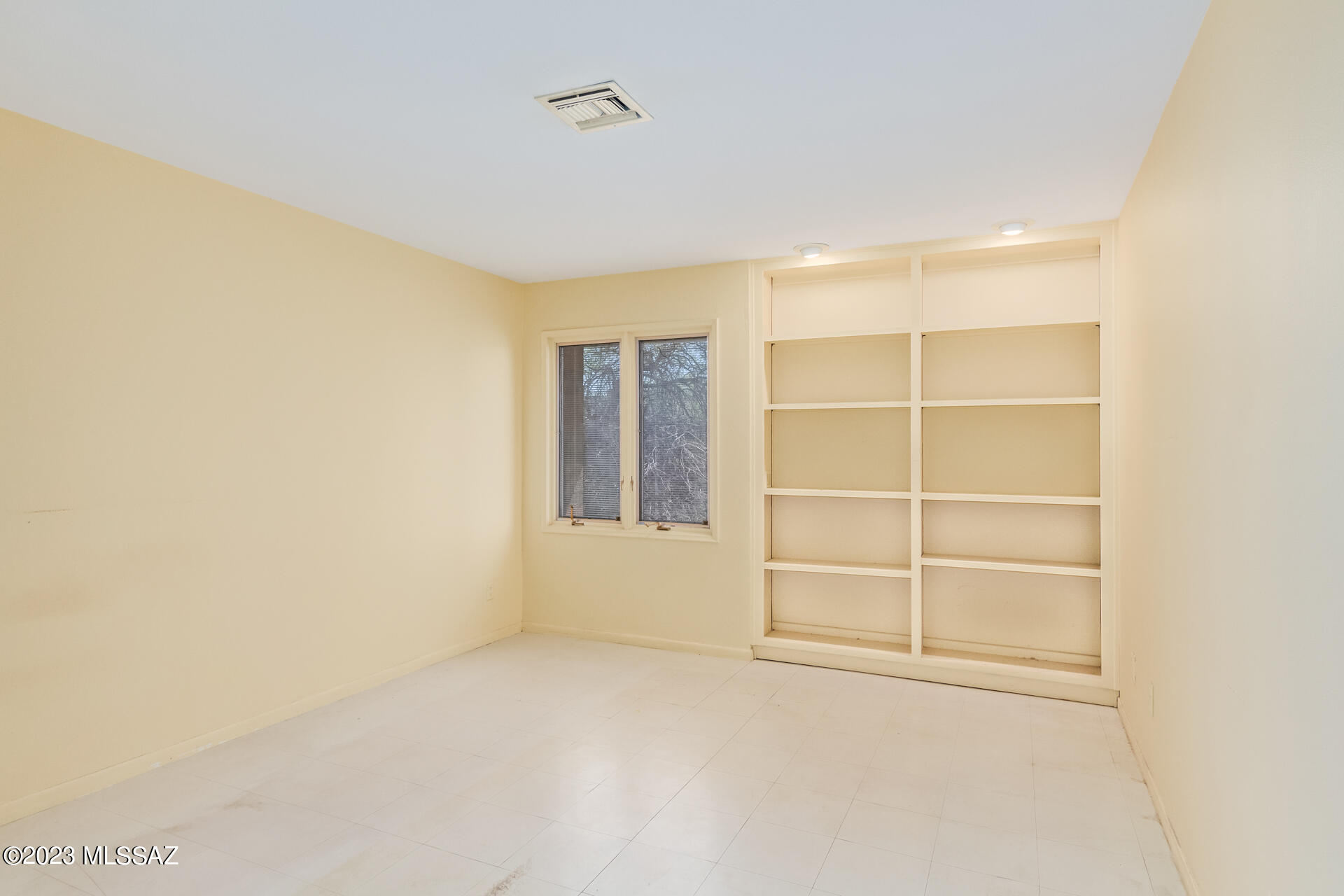 Orange Grove Hills (1-33) - Residential