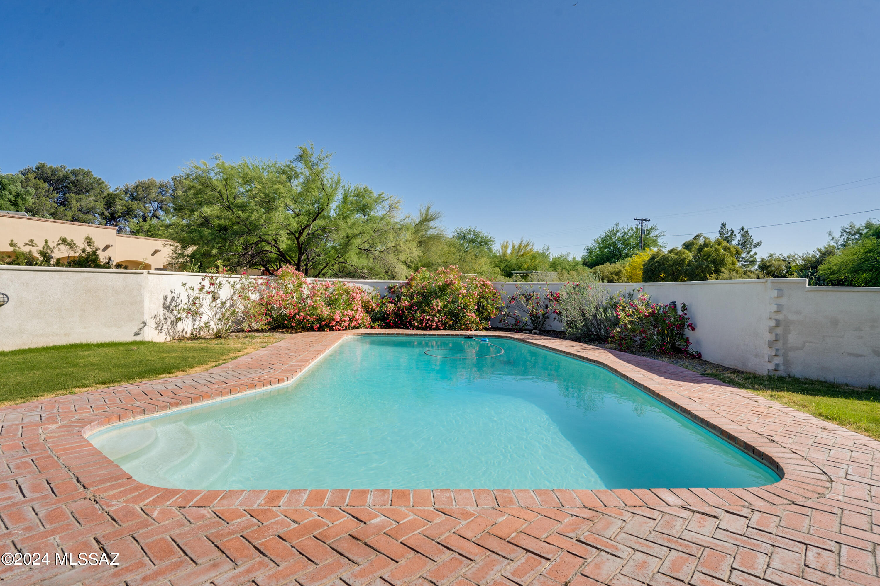 Country Club Estates NO. 1 - Residential