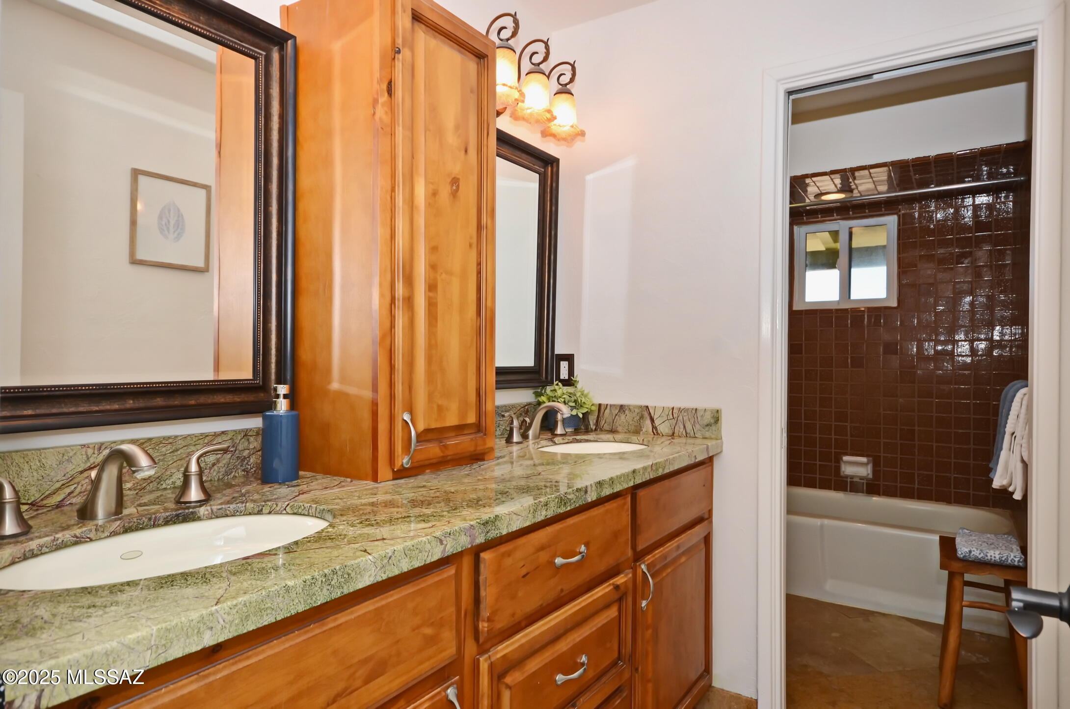 Catalina Foothills Estates NO. 5 - Residential