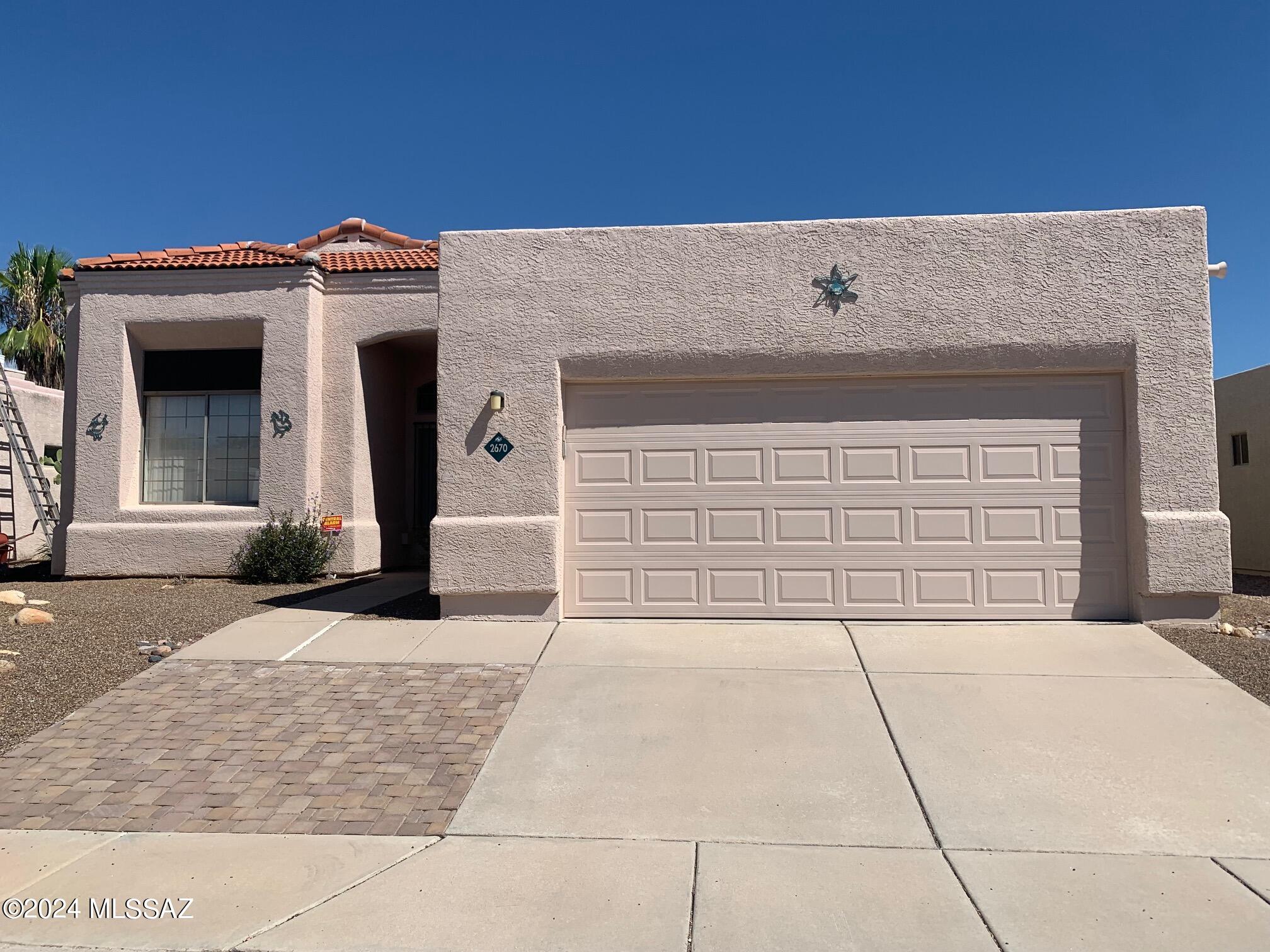 Desirable Northwest location.  This 3bd/2ba home offers vaulted ceilings, an abundance of natural lighting, open living space, and updated kitchen with ss appliances.  Primary suite with walk-in closet, easy access shower, large vanity and access to the backyard. Ceiling fans throughout.  Covered patio and beautiful plants in the backyard for privacy.