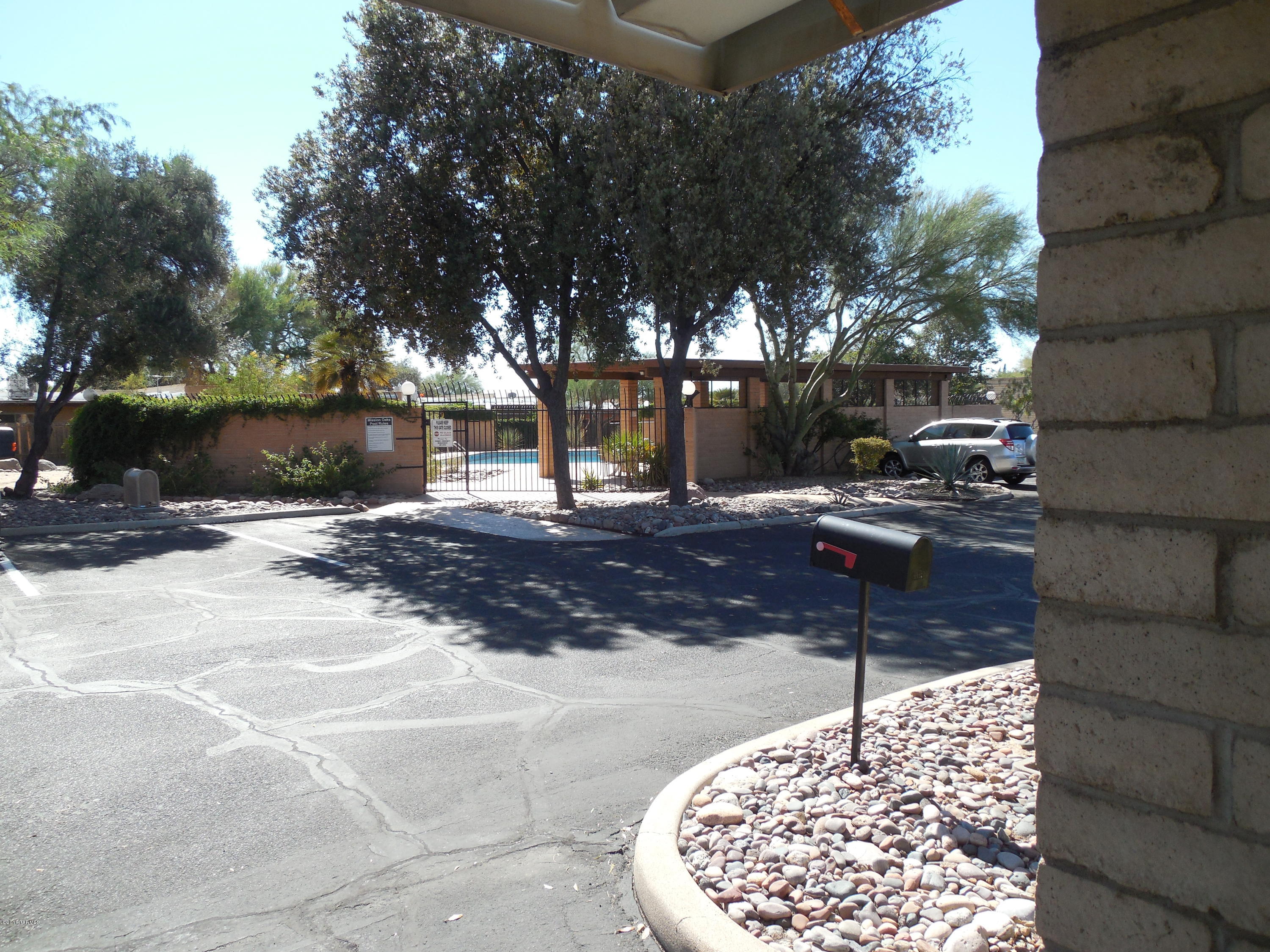 Mission Oaks (1-90) - Residential