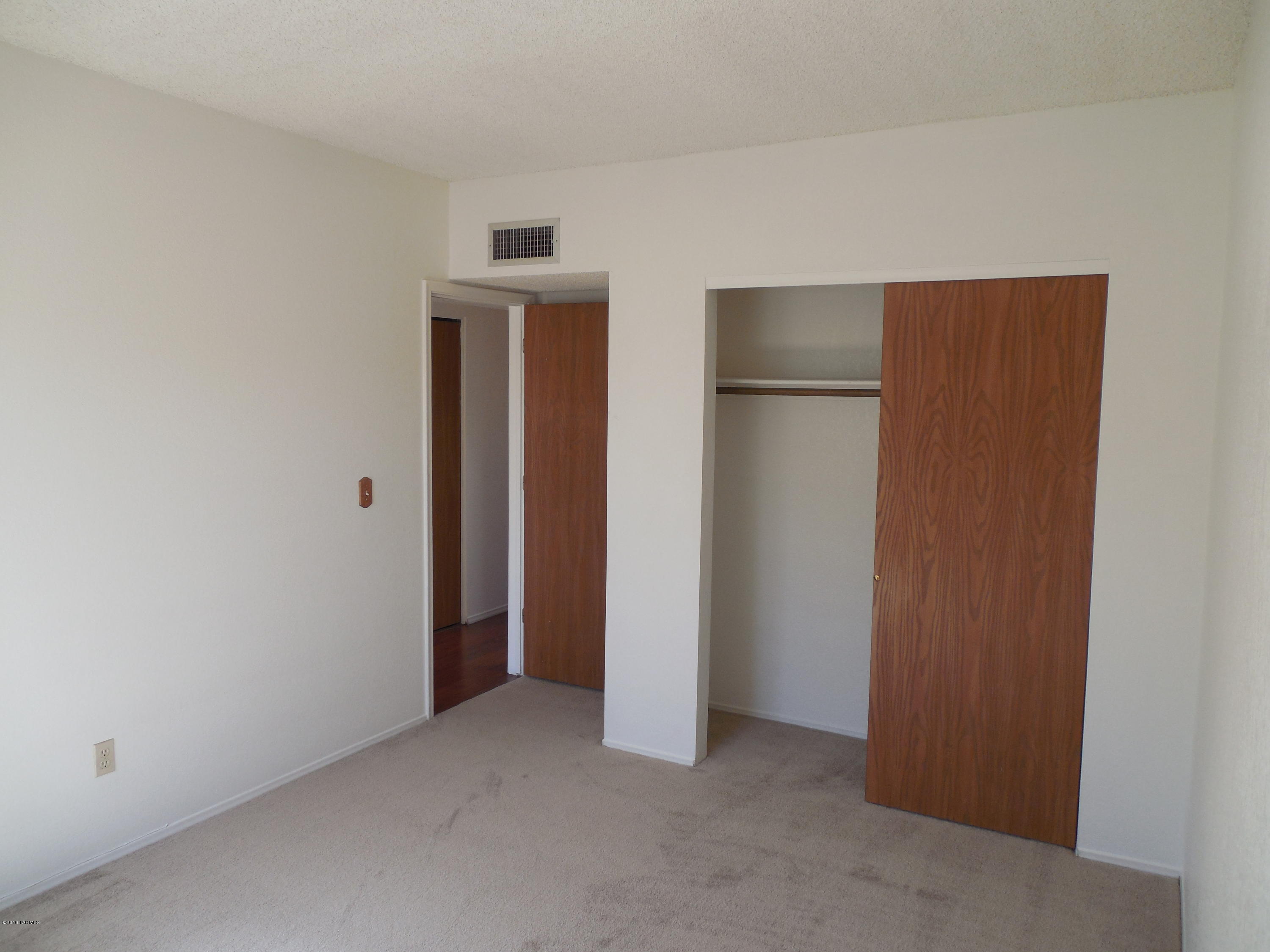 Mission Oaks (1-90) - Residential