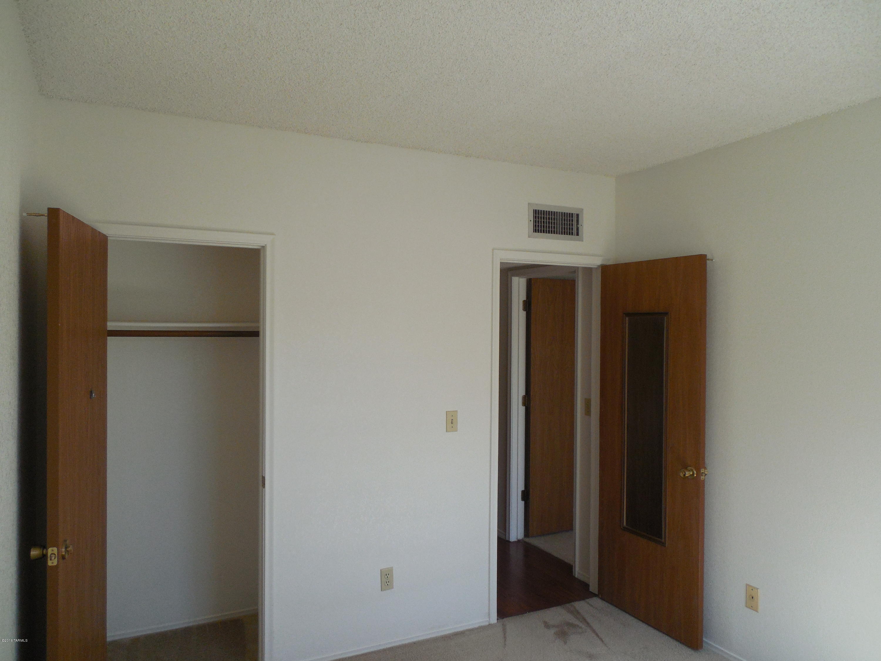 Mission Oaks (1-90) - Residential