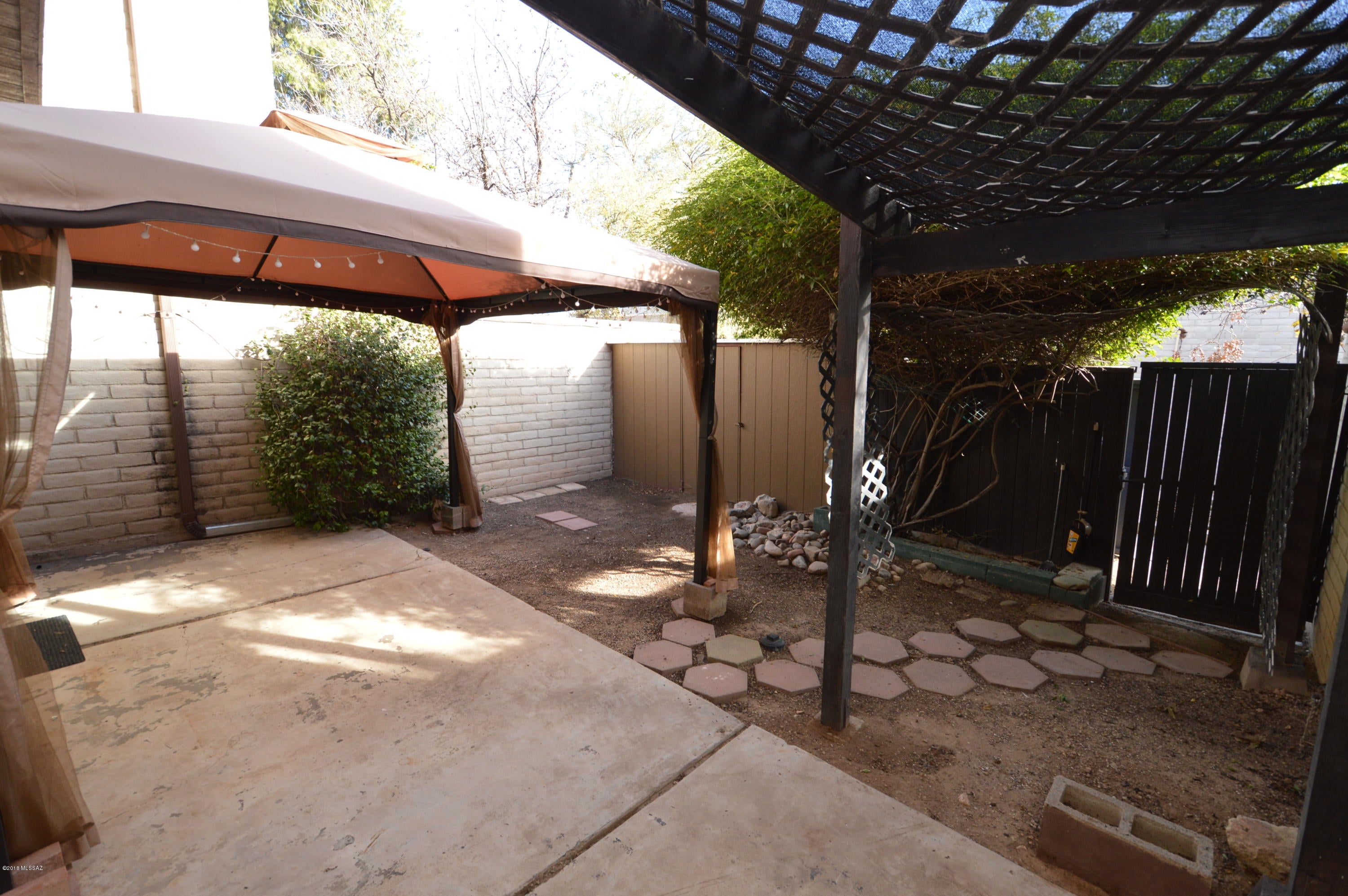 Orchard River (1-138) - Residential Lease