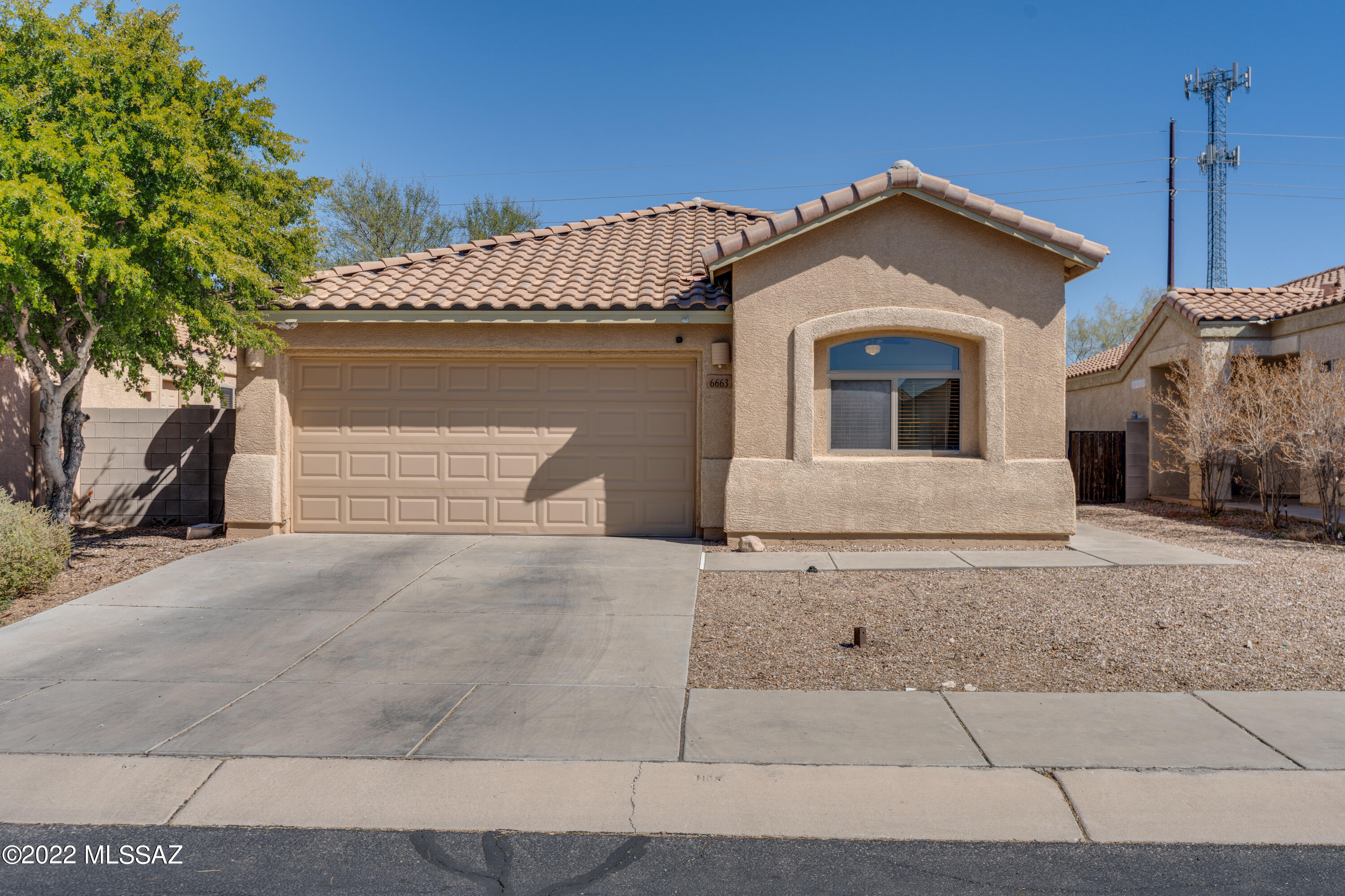 Move in ready home in Vista Montana Estates. Open concept floorplan with large great room off kitchen. New wood plank ceramic tile in living spaces & bedrooms. New HVAC 7/2021. Nicely landscaped backyard. Take advantage of HOA amenities for a low HOA cost- gated, pool, park, sport courts, exercise facilities.