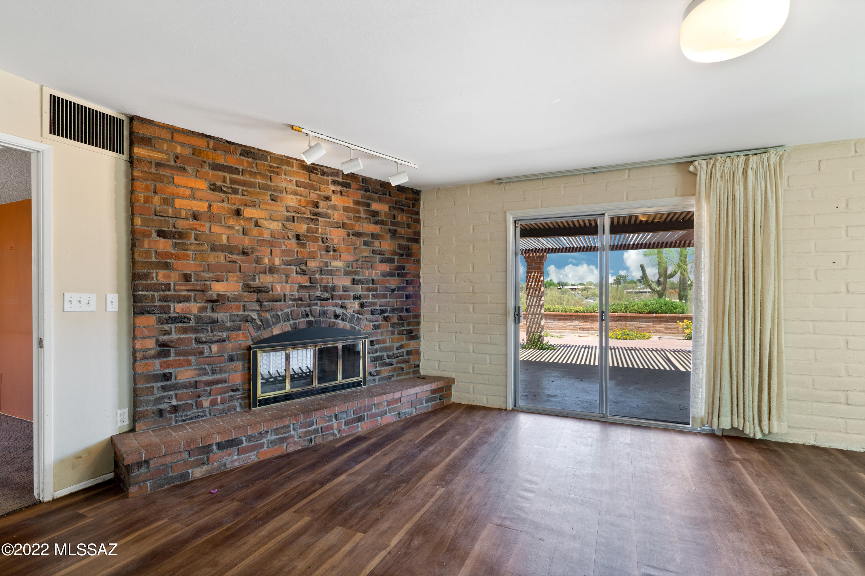 Catalina Foothills Estates NO. 7 (44-120) - Residential