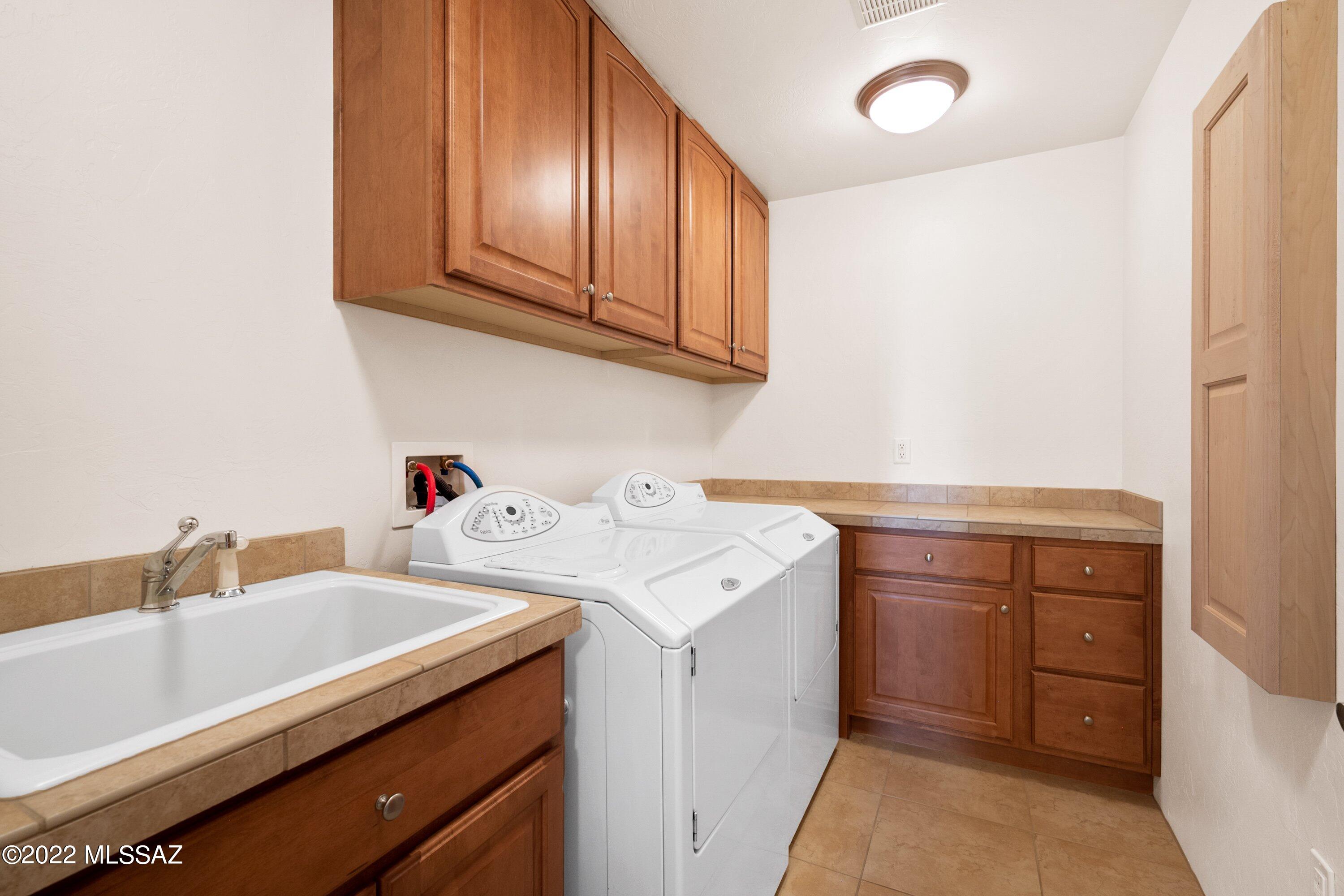 Coyote Creek (1-395) - Residential