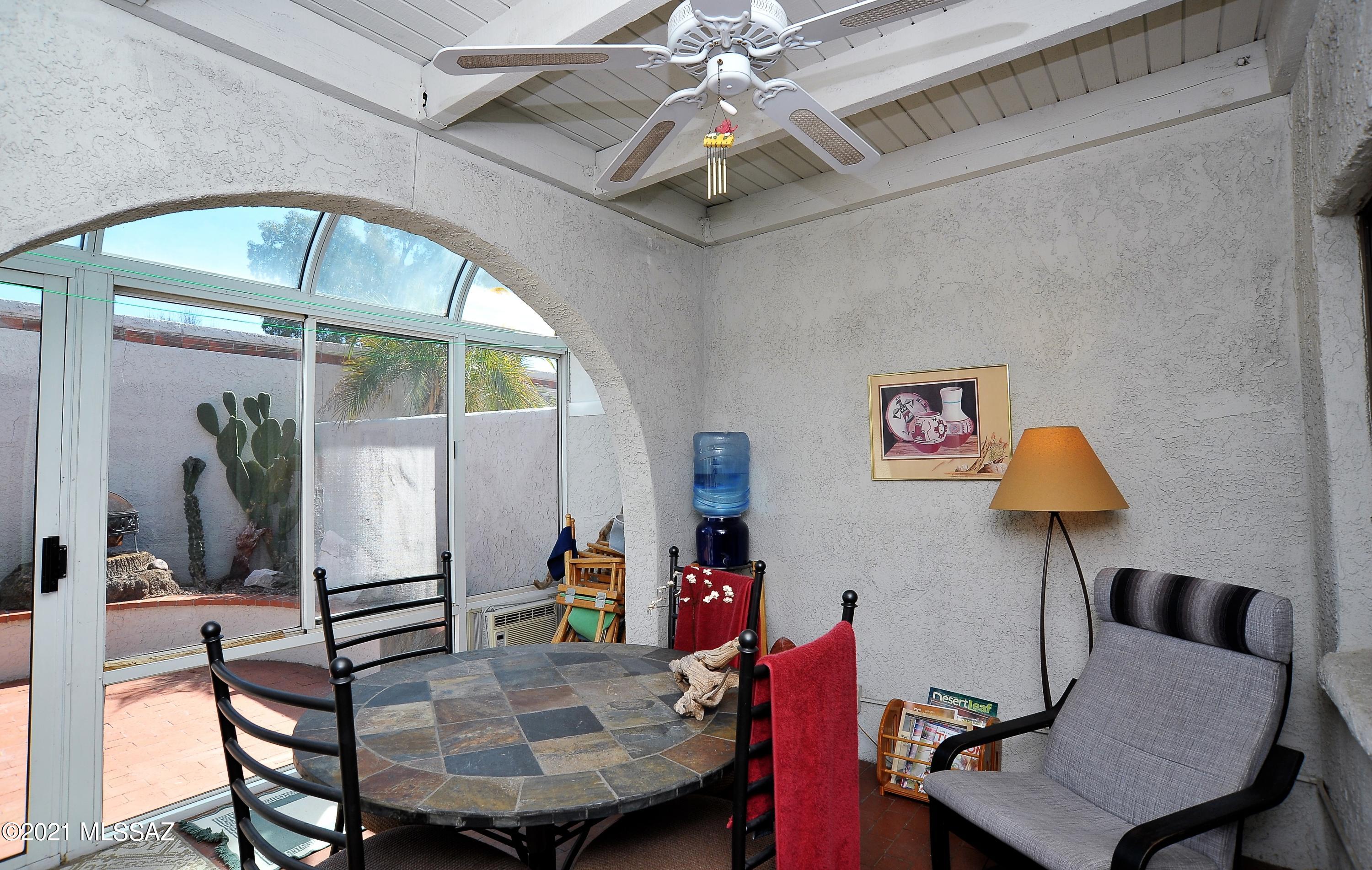 Tanque Verde Est Townhouses - Residential