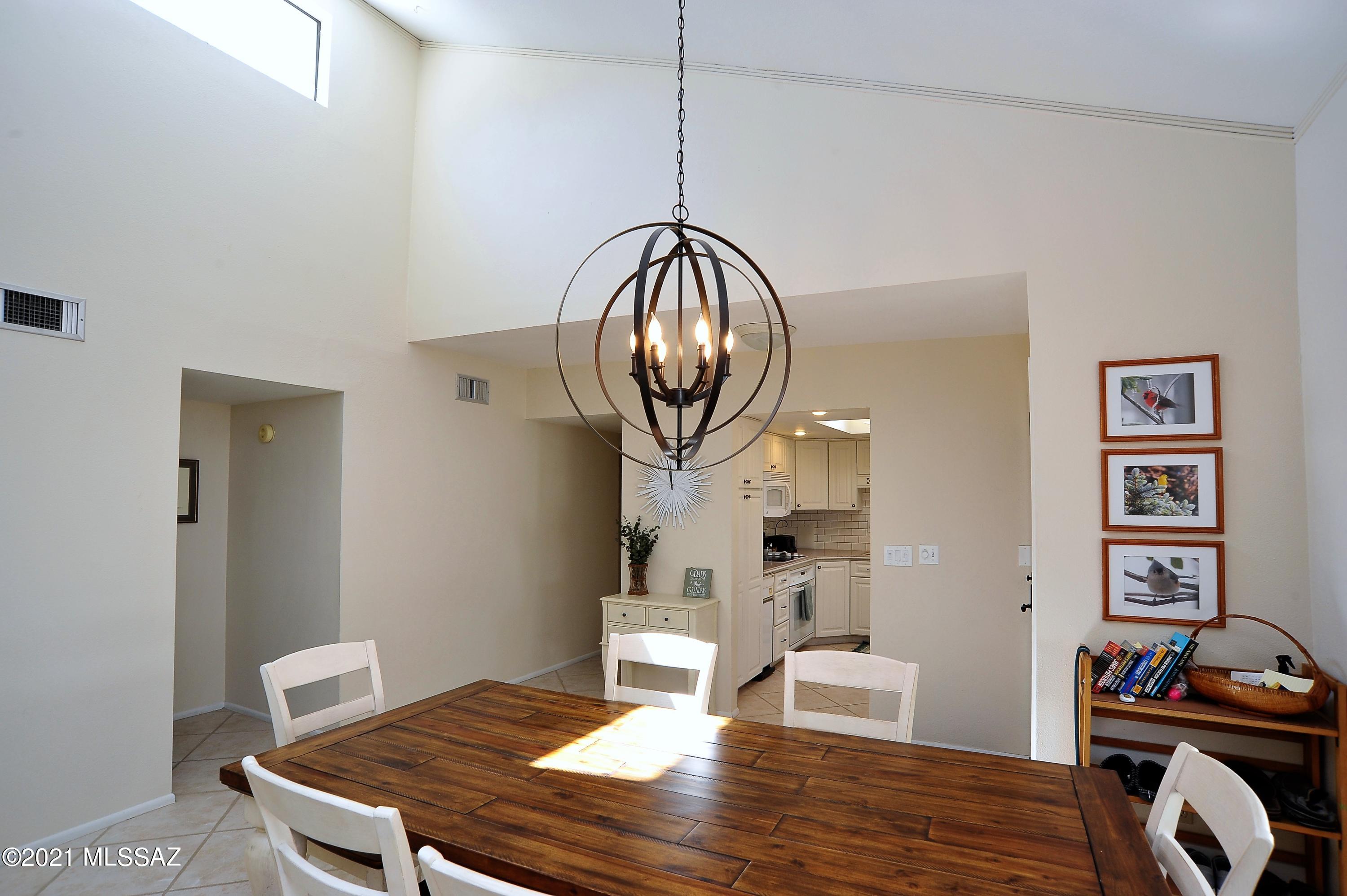 Tanque Verde Est Townhouses - Residential