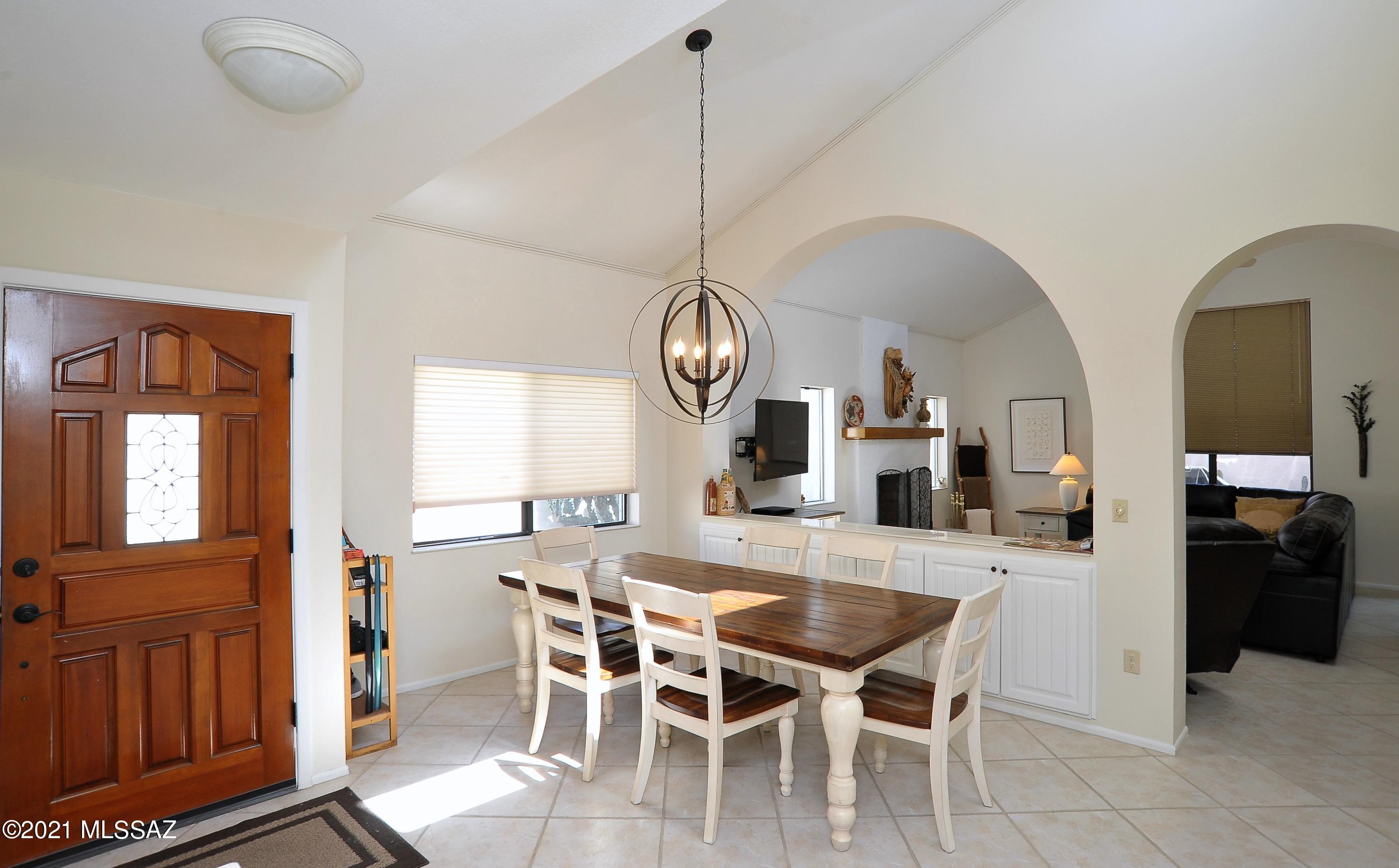 Tanque Verde Est Townhouses - Residential