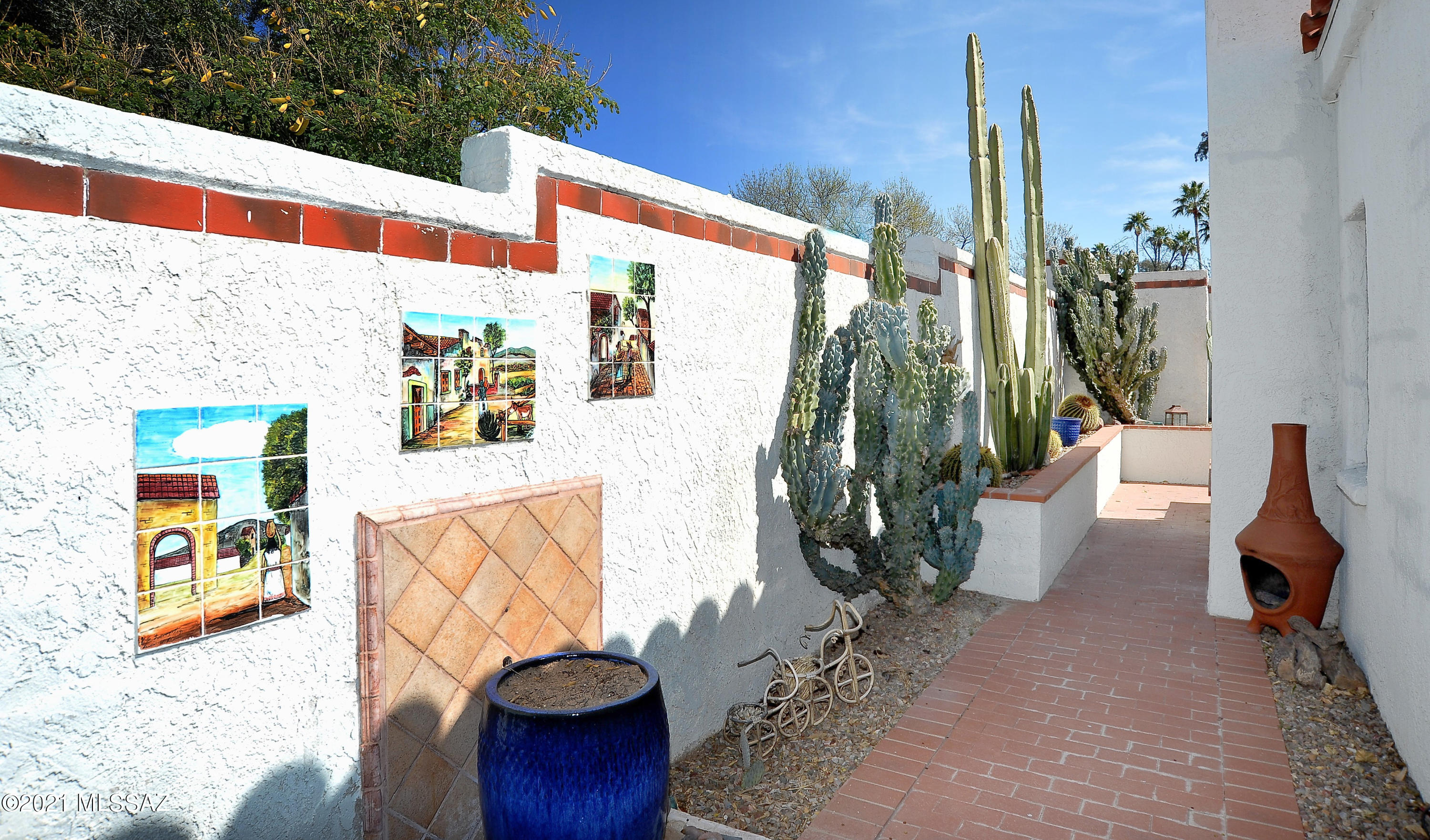 Tanque Verde Est Townhouses - Residential