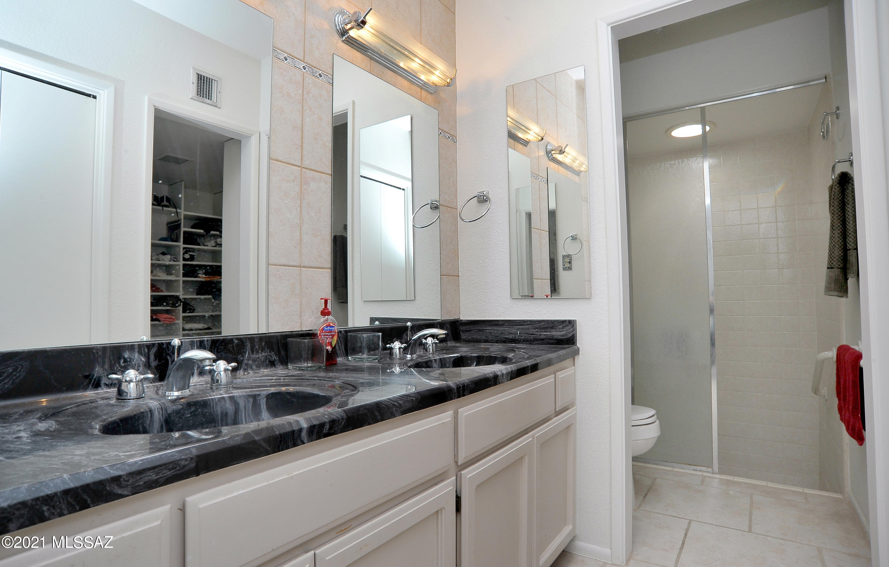Tanque Verde Est Townhouses - Residential