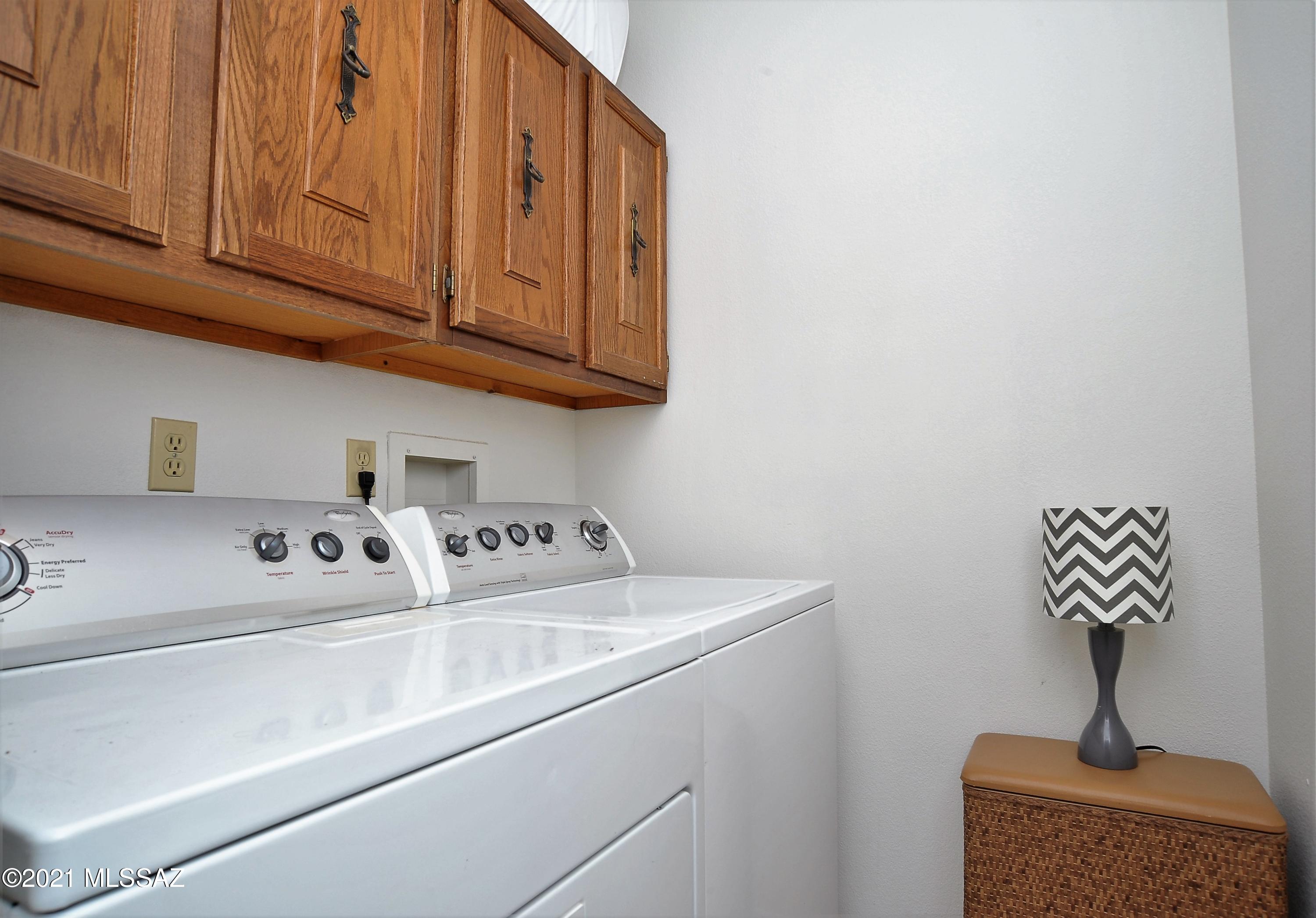 Tanque Verde Est Townhouses - Residential