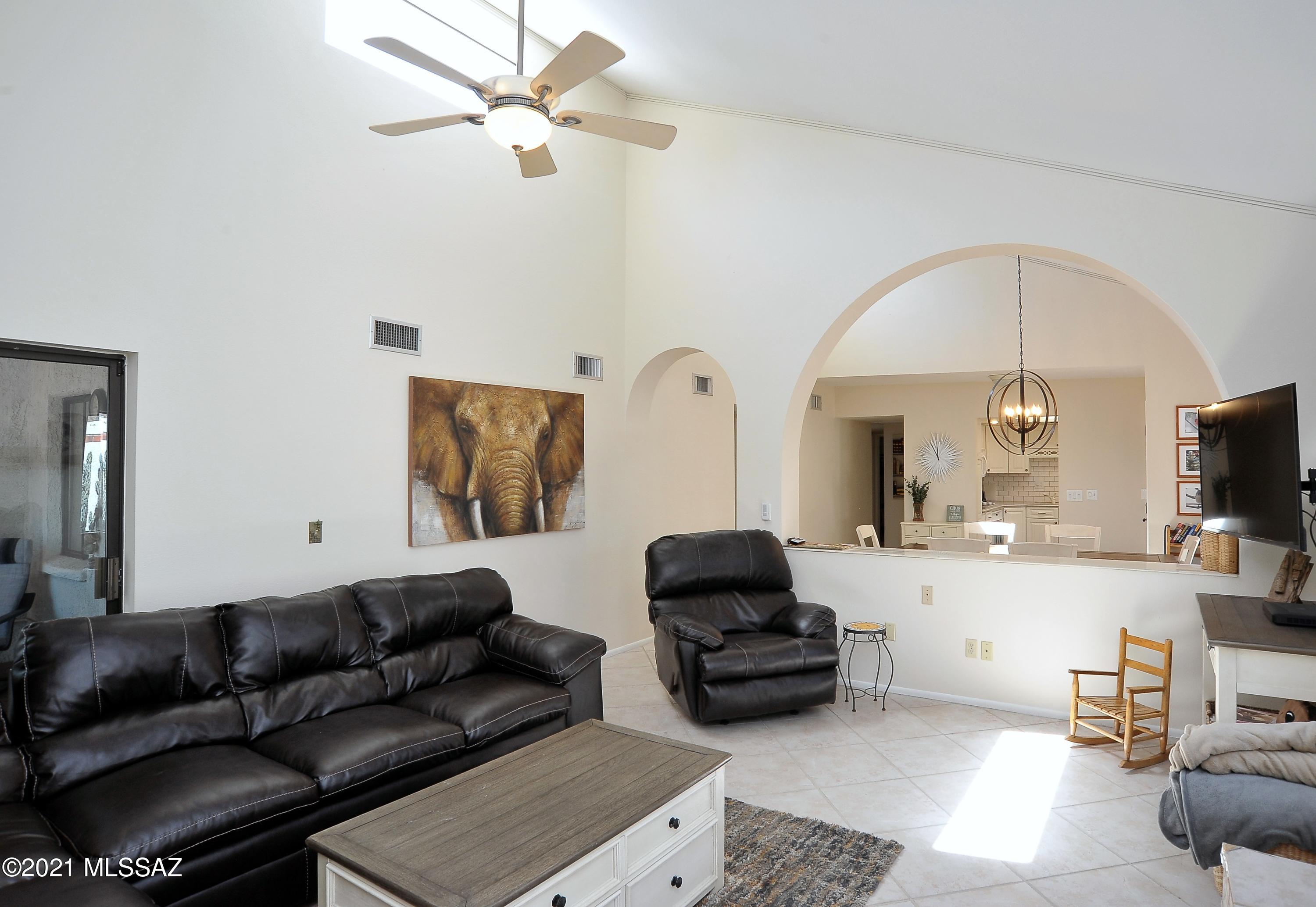 Tanque Verde Est Townhouses - Residential