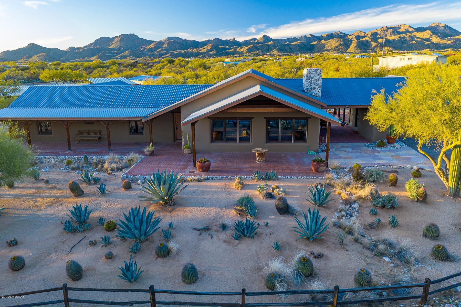 La Cholla Airpark - Residential