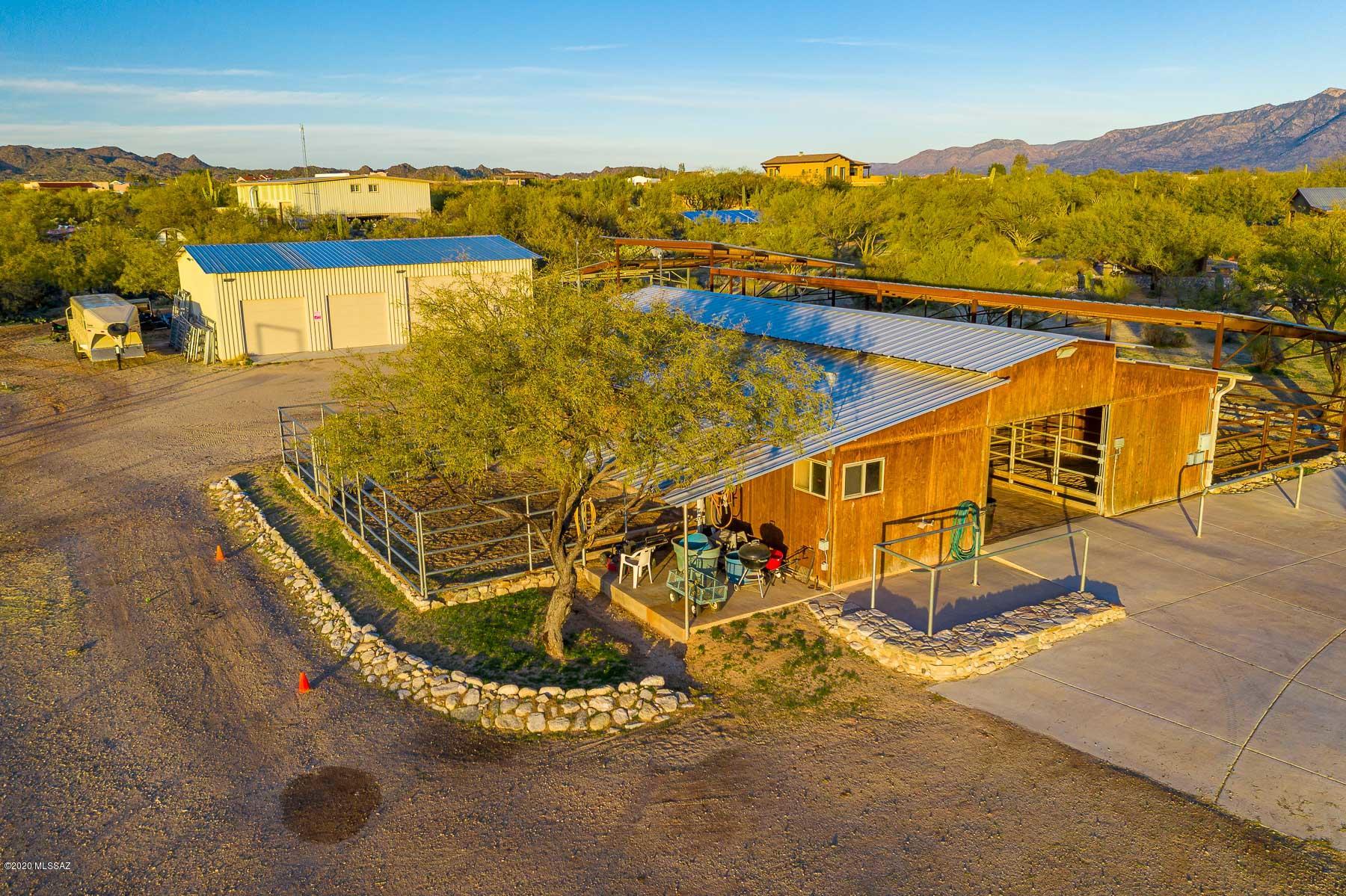 La Cholla Airpark - Residential
