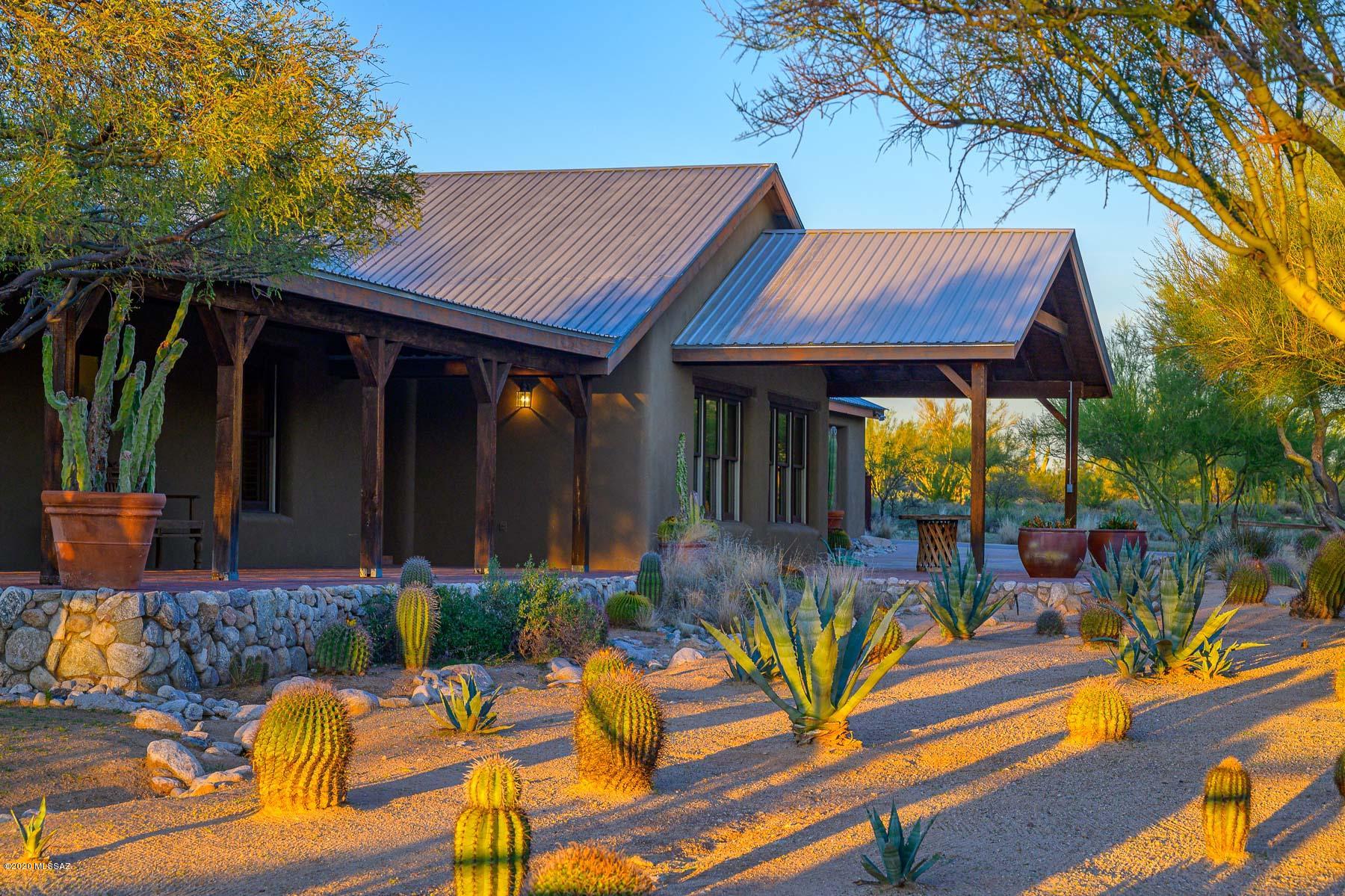 La Cholla Airpark - Residential