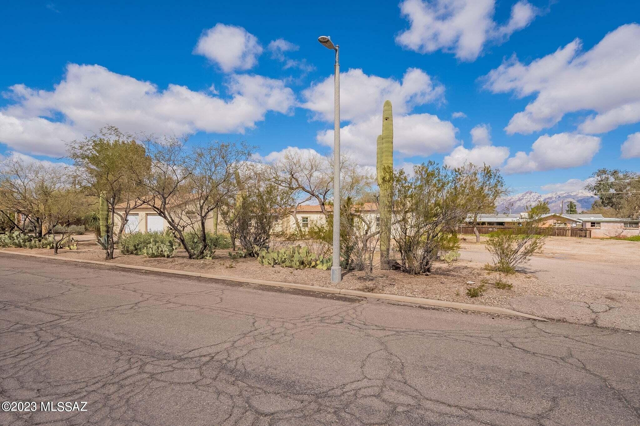 OWNER FINANCING AVAILABLE!  Wide street and quite neighborhood!  One of the few remaining lots in the Peter Howell neighborhood.  This lot is over a quarter of an acre in size.  It is flat with minimal site prep needed.  There are some mature trees along the perimeter that can be utilized when placing the building.  Gas and electric utilities are in the rear of the lot for easy access as seen to the homes to the East and West.
