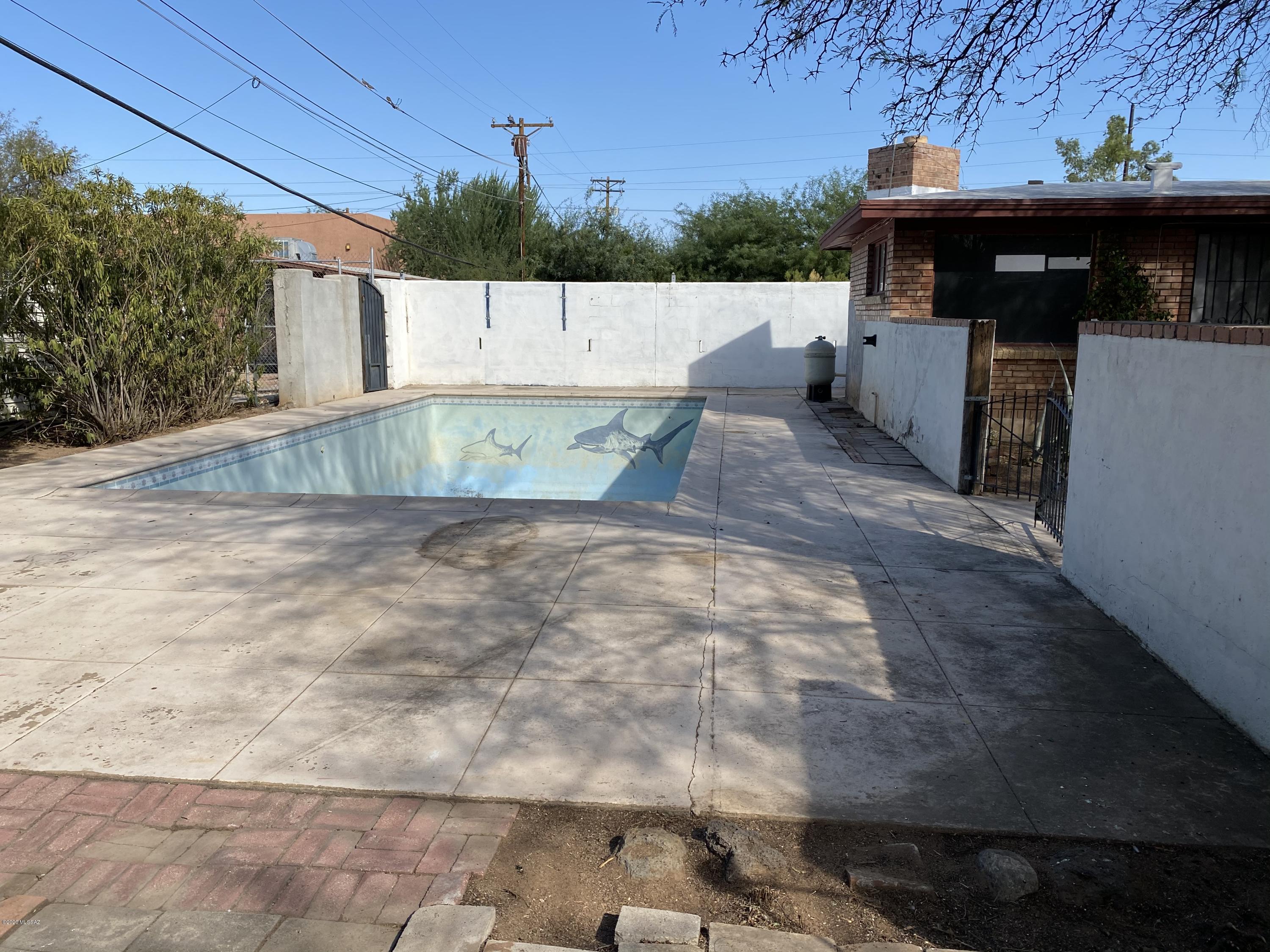Loretta Heights - Residential