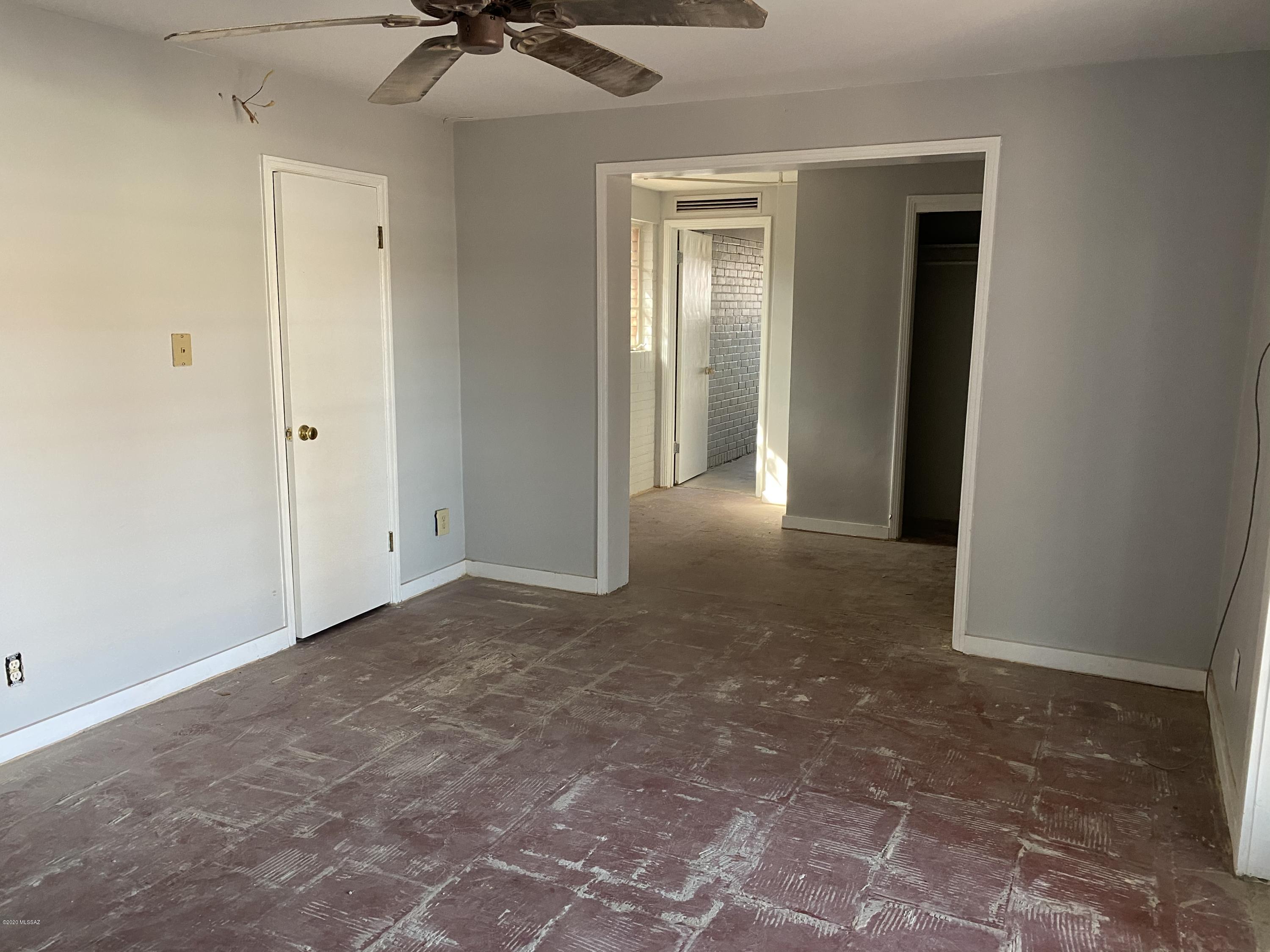 Loretta Heights - Residential