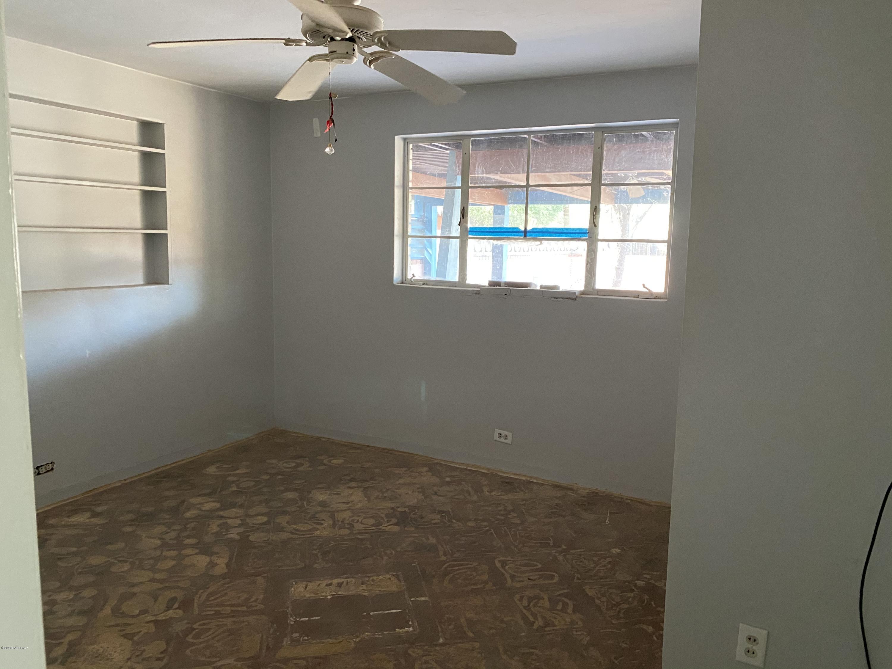 Loretta Heights - Residential