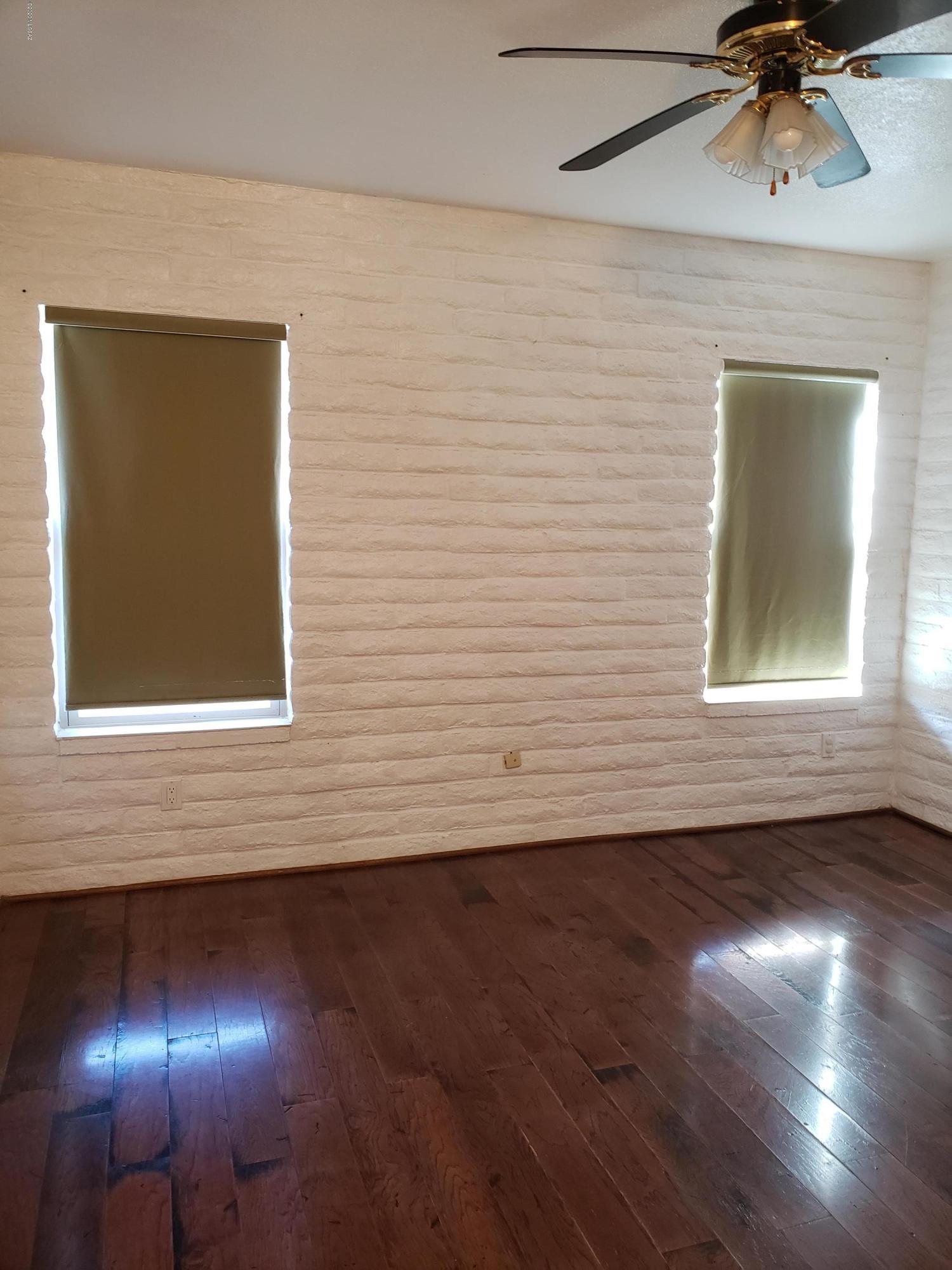Casas De Pueblo - Residential Lease