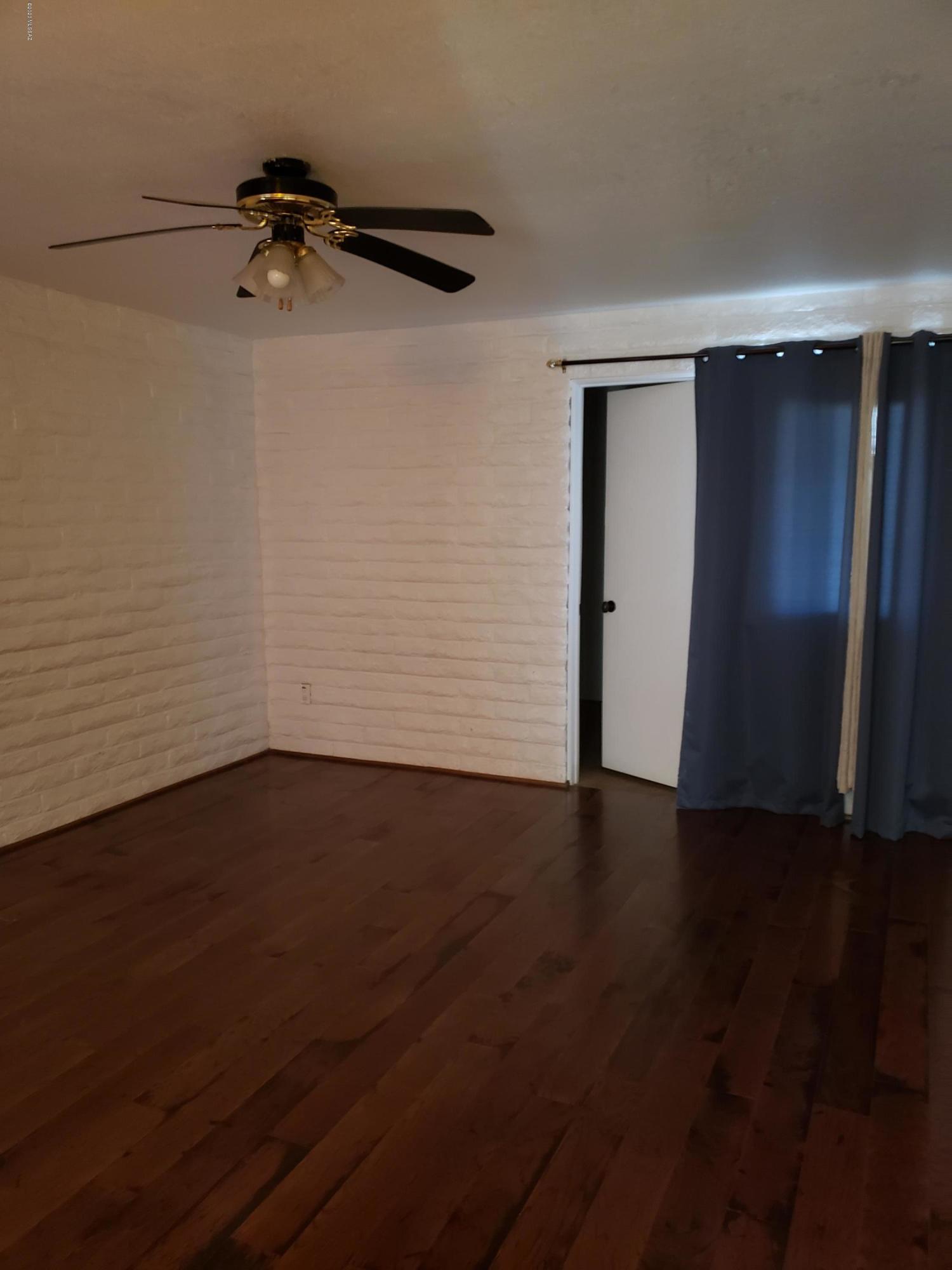 Casas De Pueblo - Residential Lease