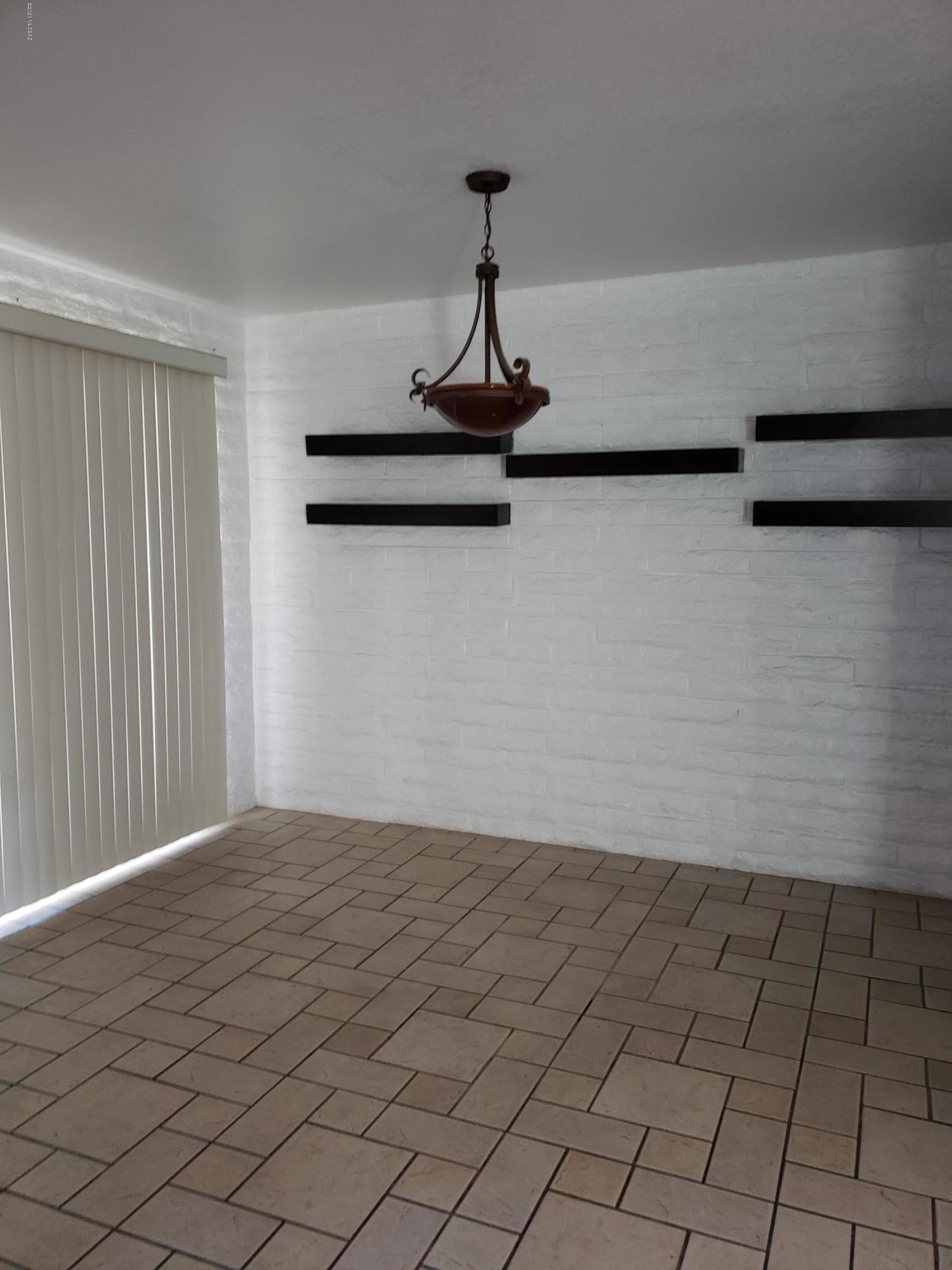 Casas De Pueblo - Residential Lease
