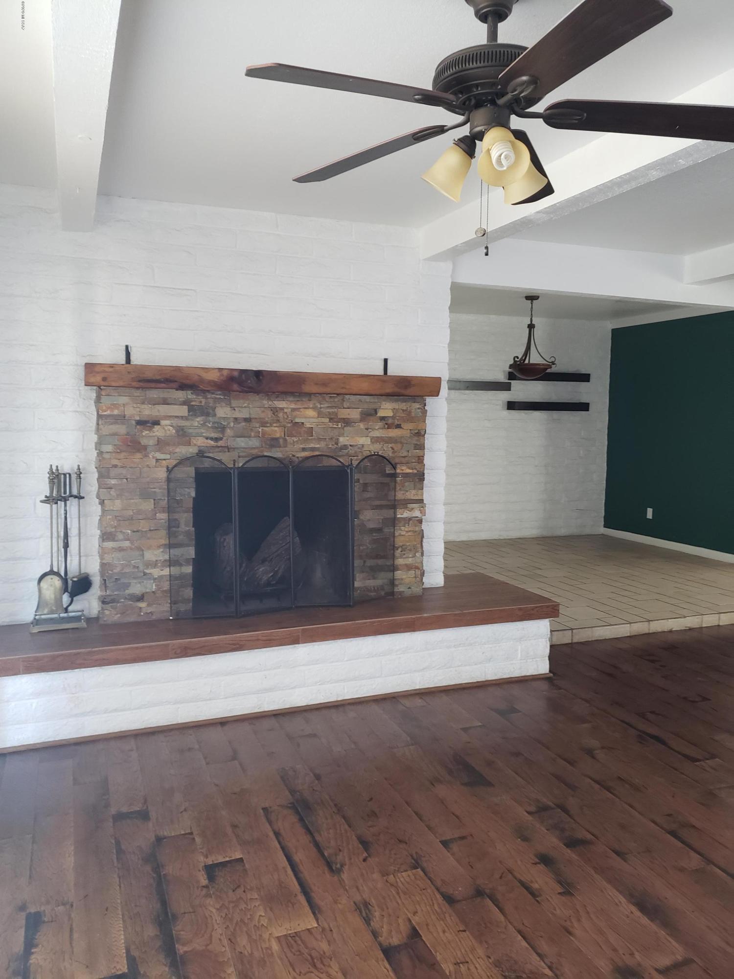 Casas De Pueblo - Residential Lease