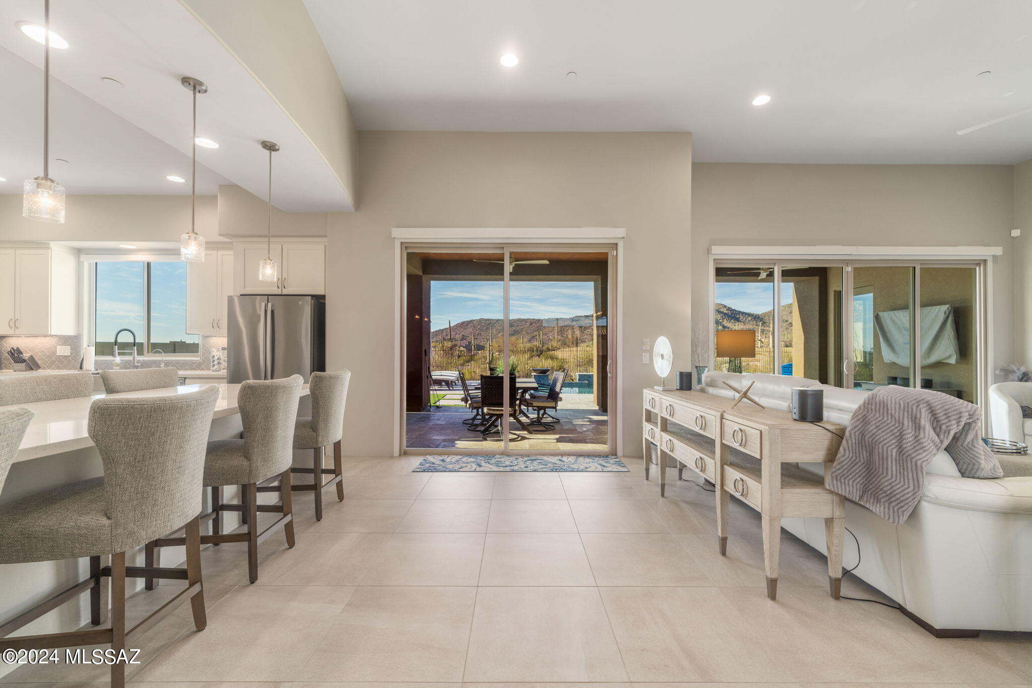 Boulder Bridge Pass At Dove Mountain SQ20132910078 - Residential
