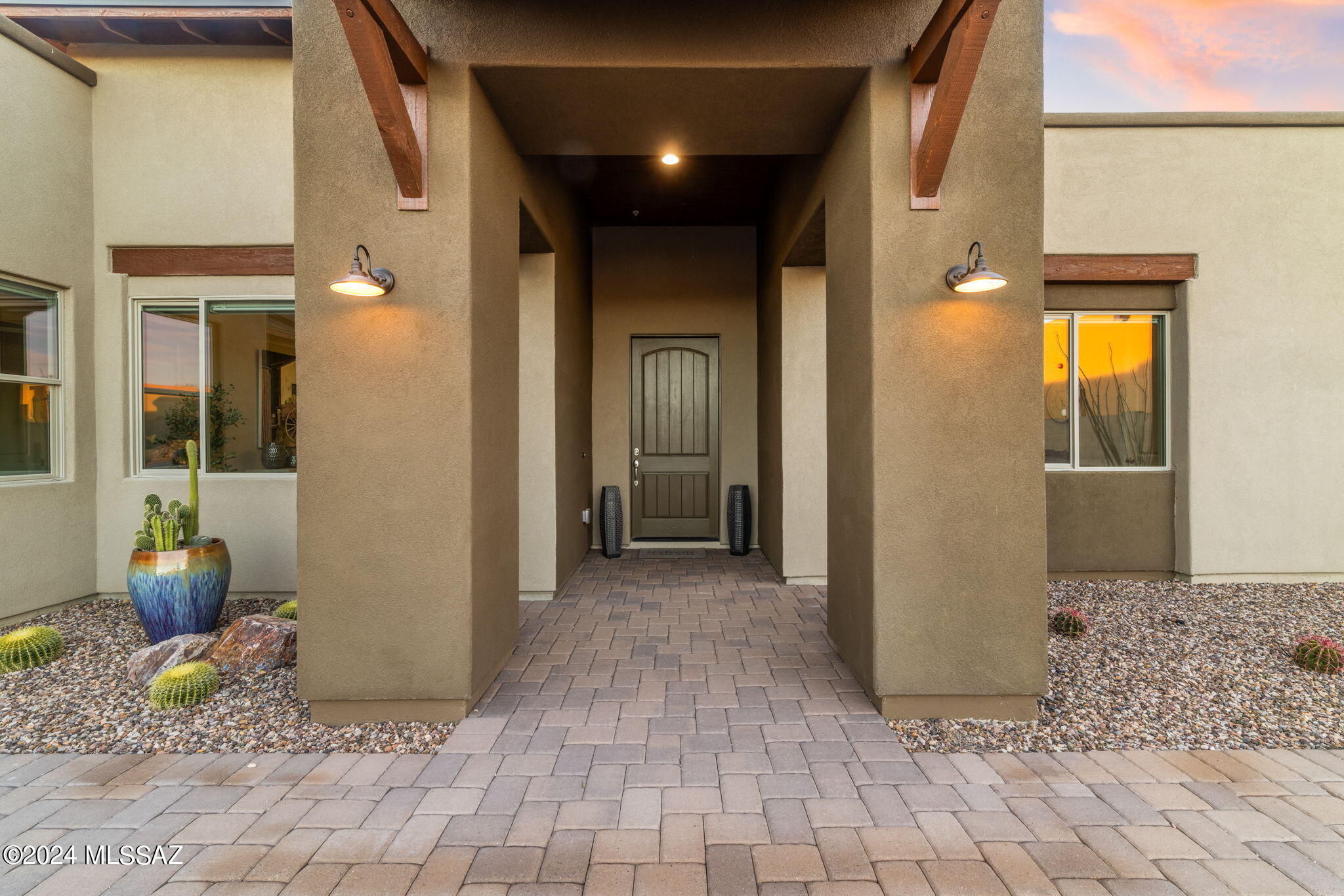 Boulder Bridge Pass At Dove Mountain SQ20132910078 - Residential
