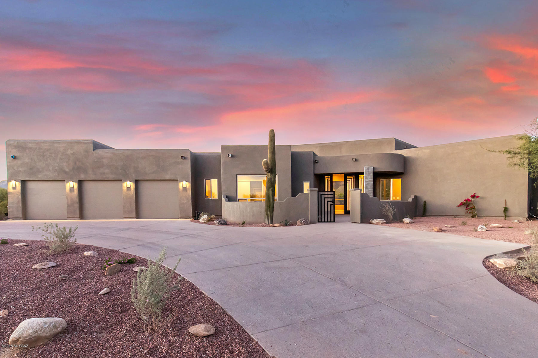 Heart of the foothills! Just completed! Majestic mountain and city views frame this stunning new contemporary designed by Greg Simmons and crafted by Al LeCocq. Nestled on a .81 acre ridge top lot offering privacy and incredible views! Magnificent home for a discerning buyer who truly understands quality in workmanship! Spacious open great room floor plan with soaring ceilings, 8' doors, floor to ceiling windows and gorgeous tile throughout. Gourmet kitchen w/ beautiful clear alder cabinetry, KitchenAid SS appliances and Qortstone Quartz counters. Spacious master suite & 4 luxurious bathrooms. Enjoy the great outdoors in the large north east facing rear yard w/built in BBQ, expansive covered patio & amazing views! AMAZING roof top deck. See 3D Showcase (photo tab). Floor plan in documents