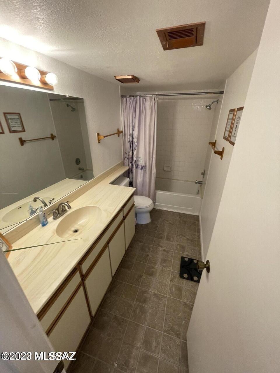 Village At Midvale Park Amend, (165-260) - Residential Lease
