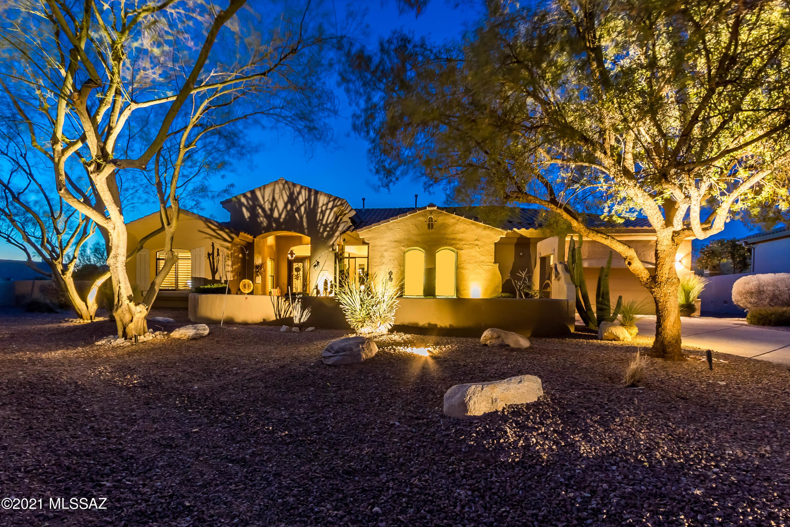 Beautiful single story home in a popular gated Rancho Vistoso cul-de-sac. Three bedrooms (master and two ensuites) plus office/den and 3.5 bathrooms. Open
floor plan with spacious great room and formal dining room. Eat-in kitchen offers
generous counter space, island, soft close cabinets and new Viking appliances.
Many upgrades throughout including new HVAC system and imported Italian tile.
Outside, enjoy a serene private back yard with Tortolita views, sunsets and access
to walking and biking trails. The expansive backyard boasts travertine tile, custom
firepit, pool and spa. Newly painted interior, new irrigation system and landscape
lighting are just a few of the many upgrades that make this a must-see home. Open land behind home is NOT BUILDABLE. The area is designated nature preserve. Please ask Listing Agent for more information.