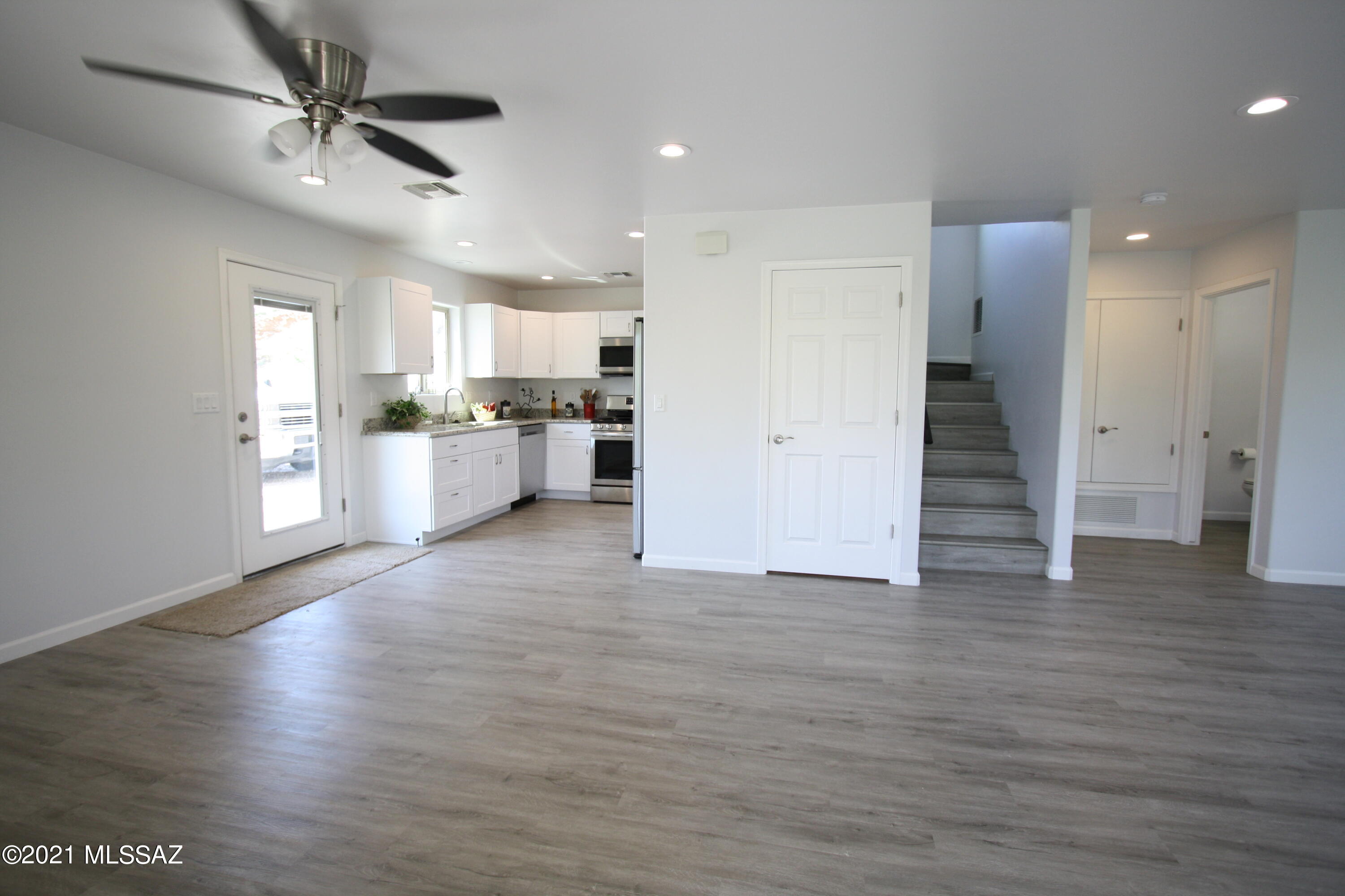 Unsubdivided - Residential Lease