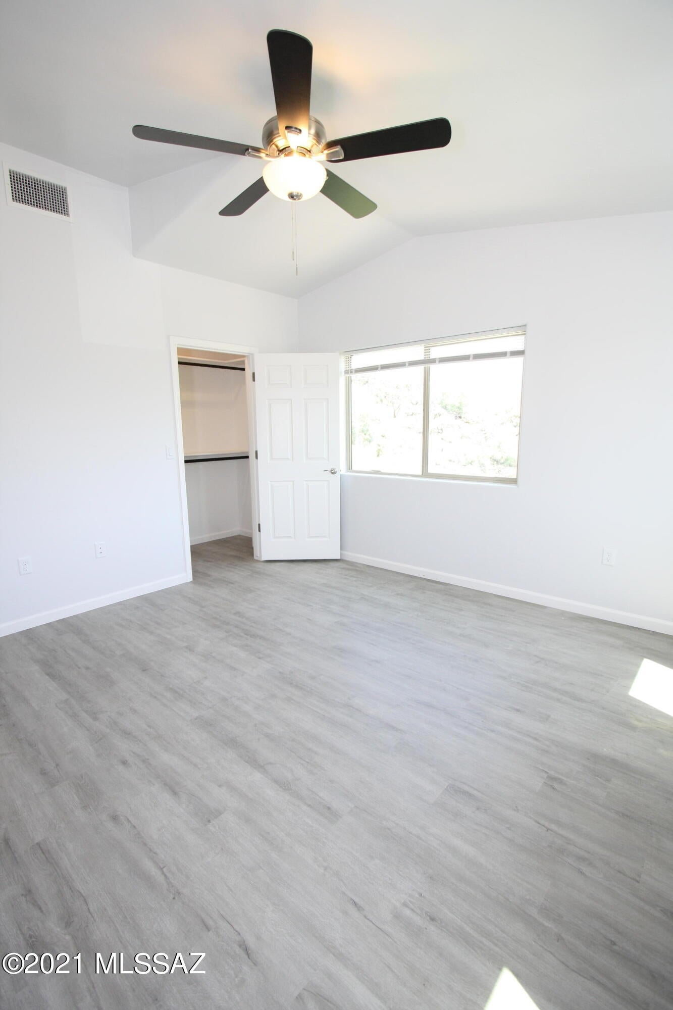 Unsubdivided - Residential Lease