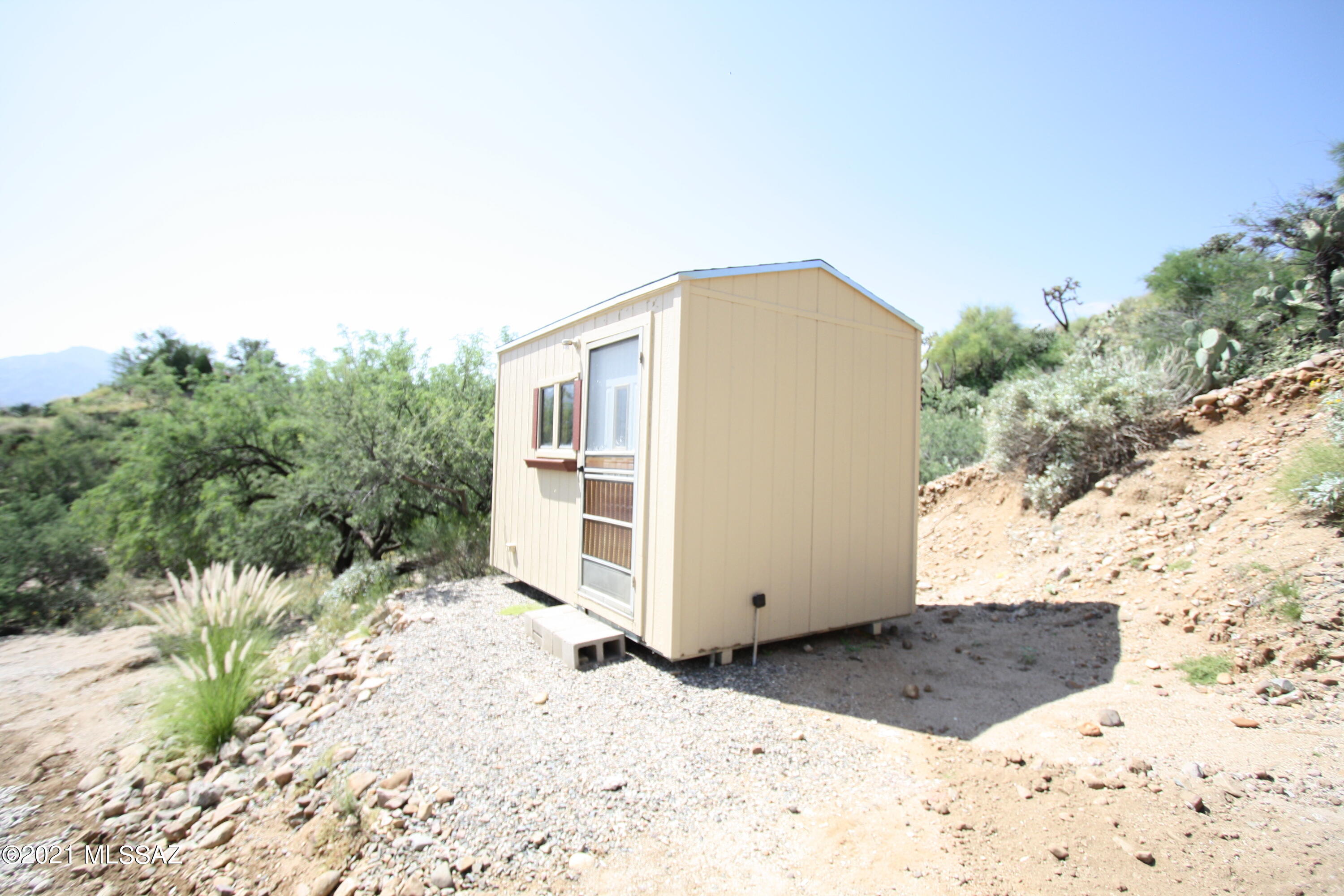 Unsubdivided - Residential Lease