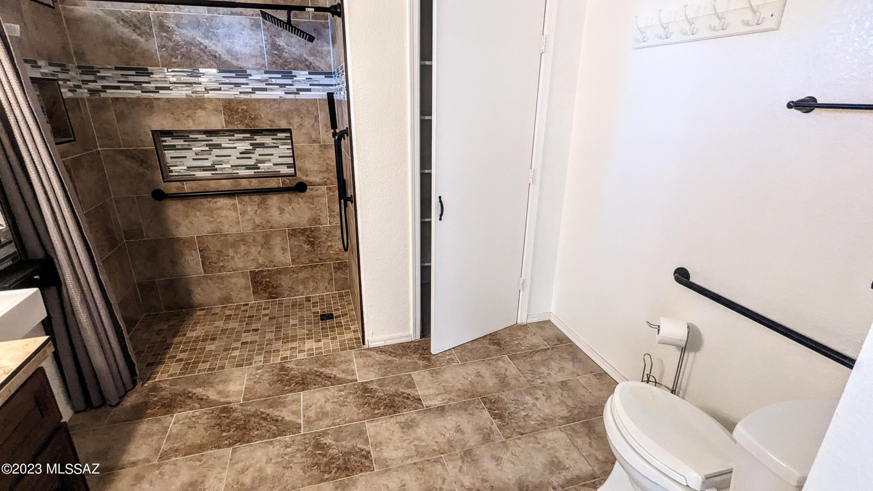 Oakmore At Midvale (1-65) - Residential