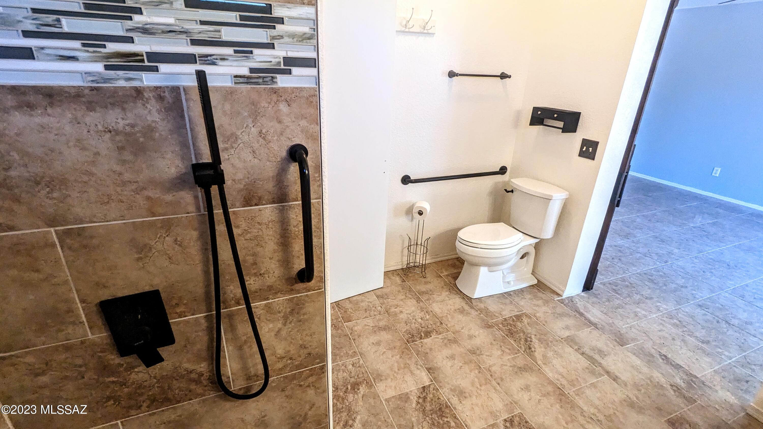 Oakmore At Midvale (1-65) - Residential