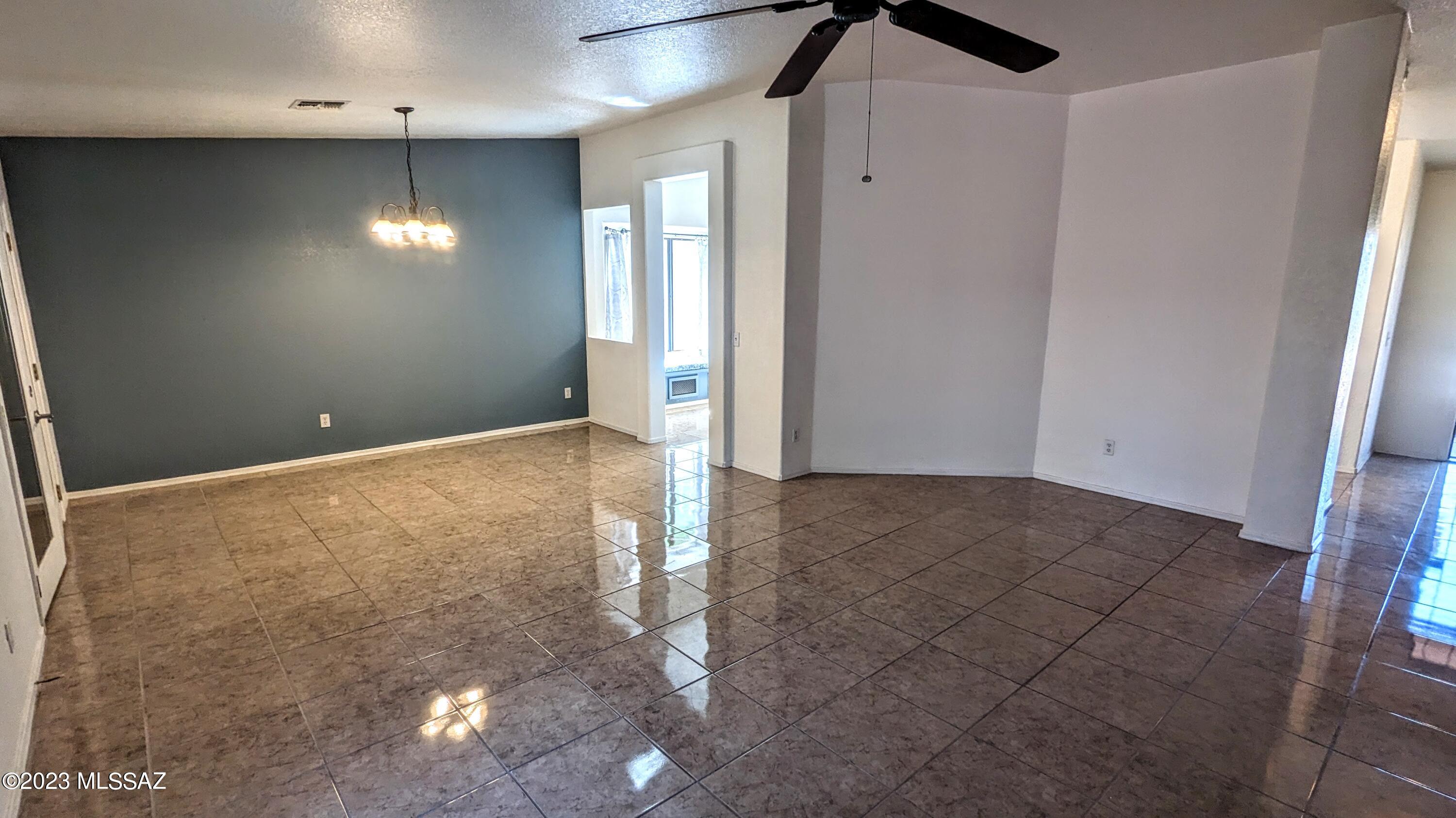 Oakmore At Midvale (1-65) - Residential