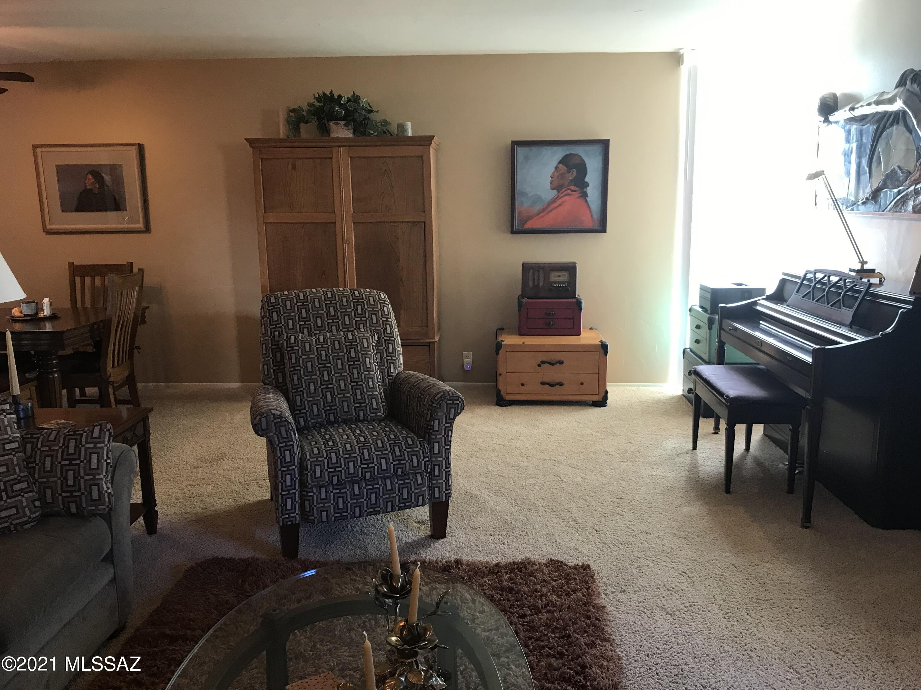 Country Club Heights - Residential
