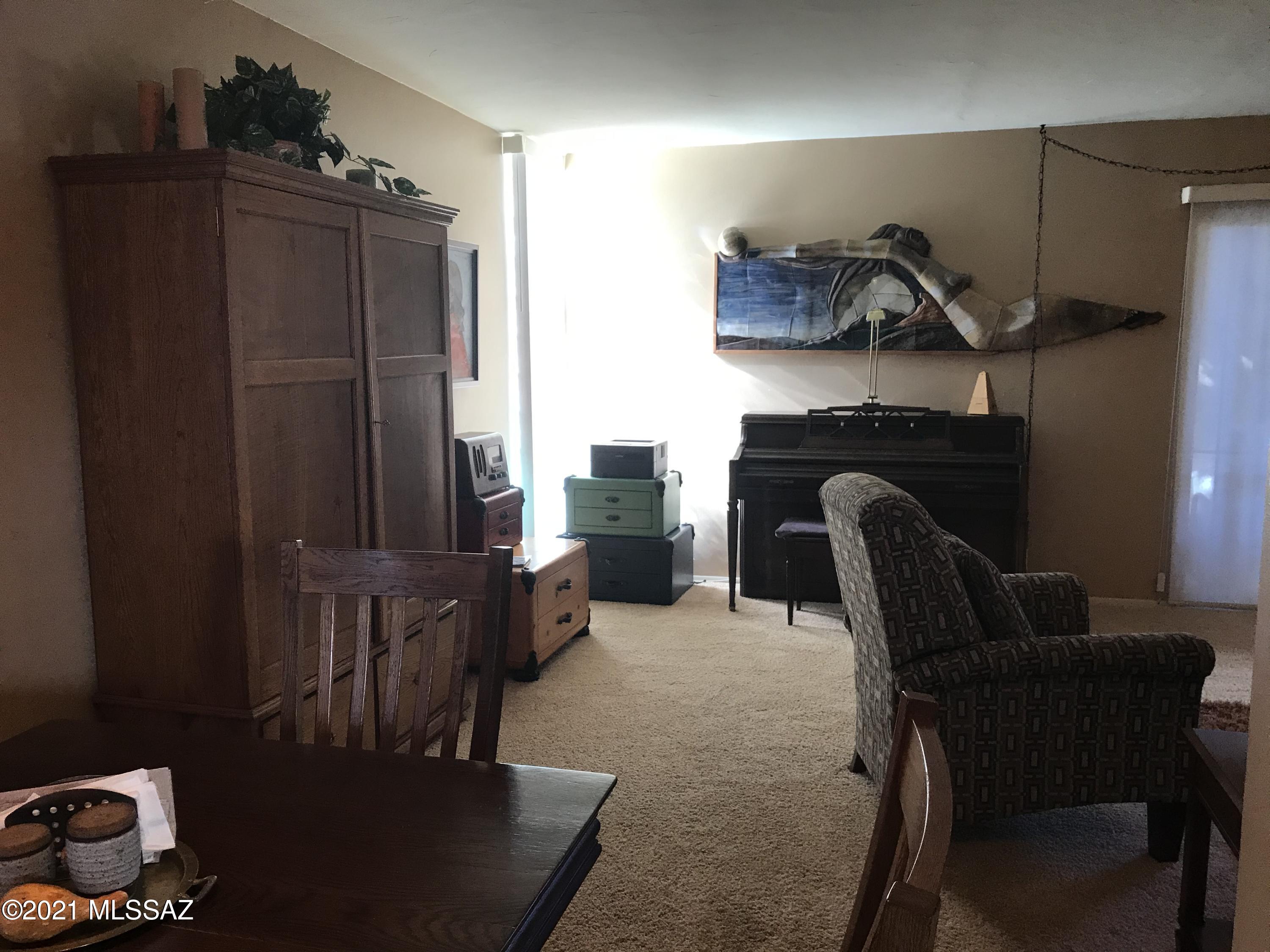 Country Club Heights - Residential