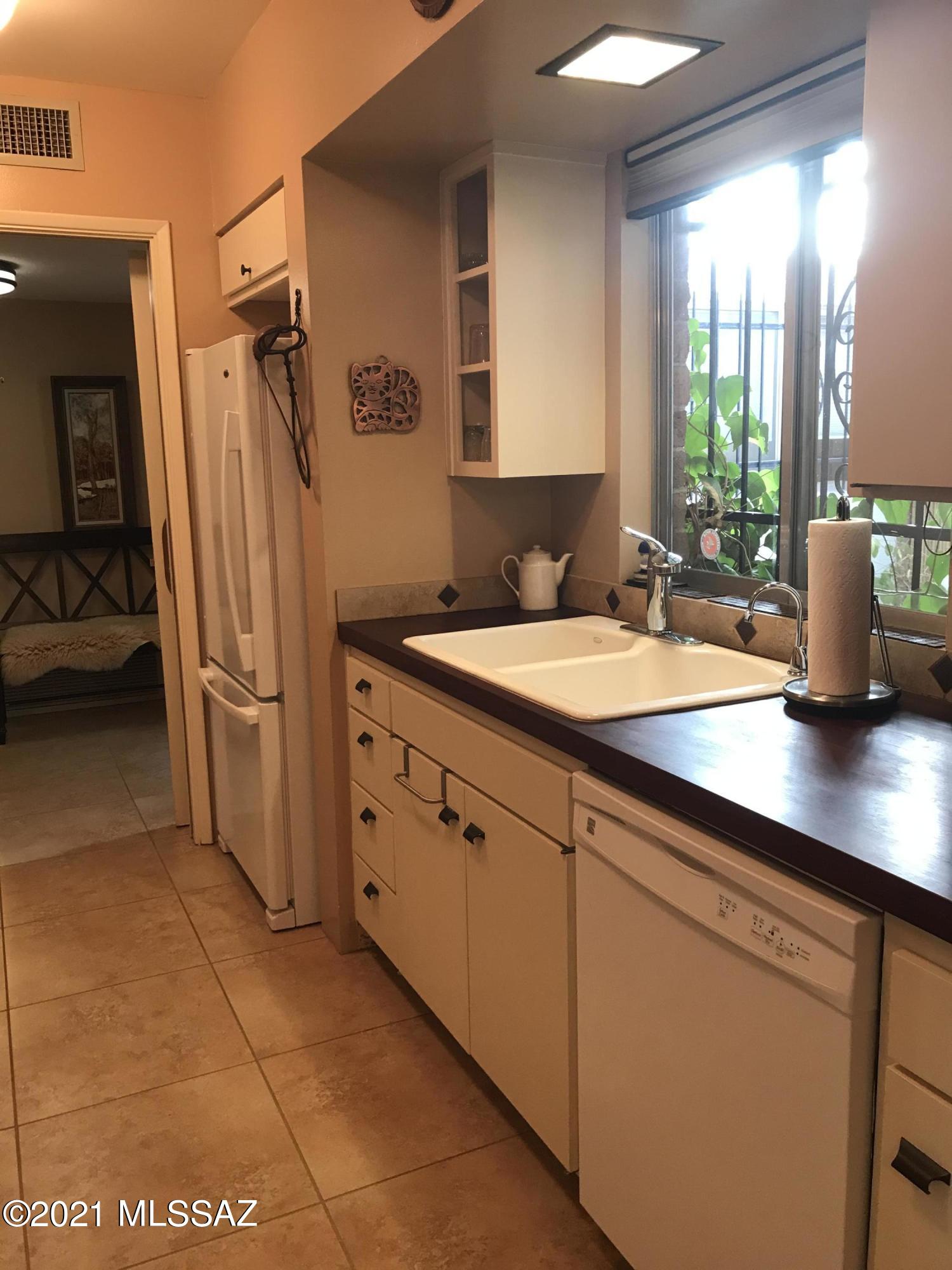 Country Club Heights - Residential