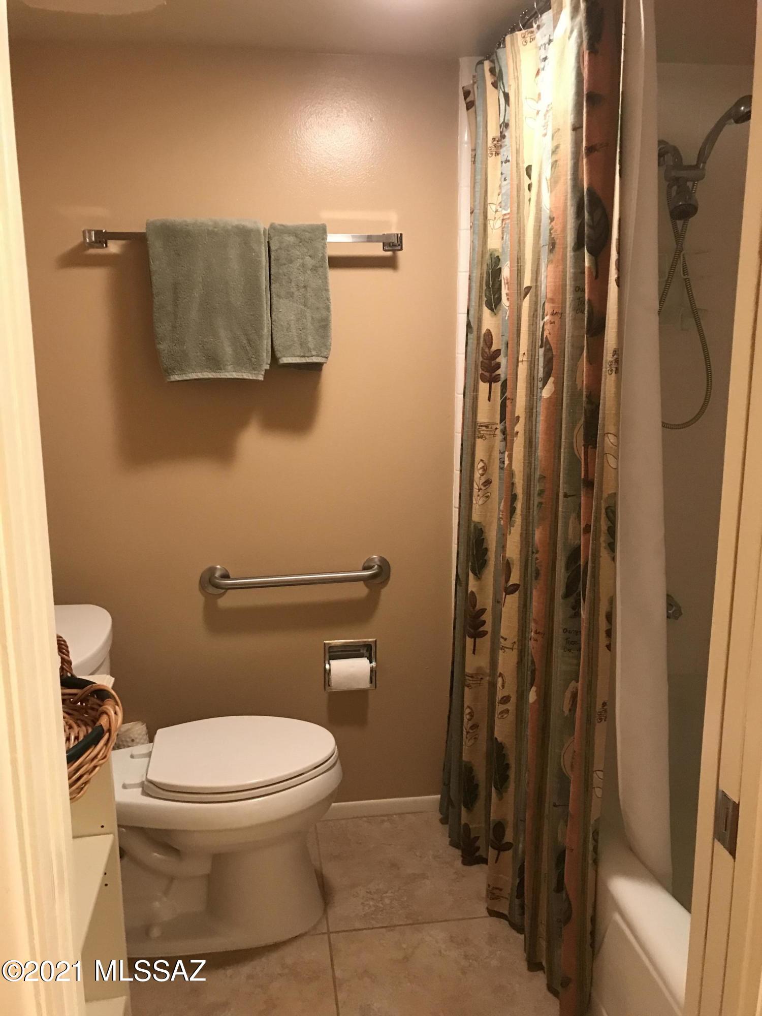 Country Club Heights - Residential