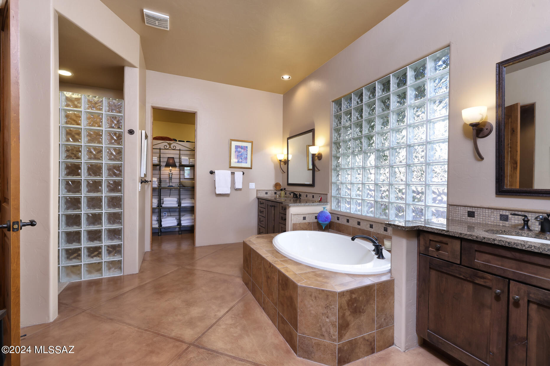 Preserve III at Dove Mtn (306-486,530-534,577-605) - Residential