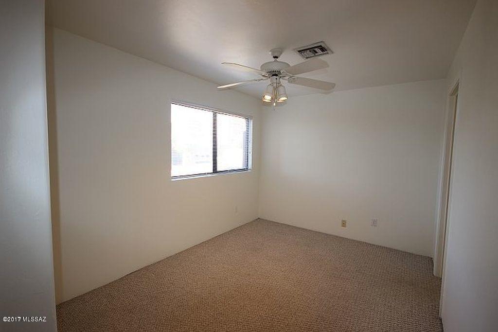 Fairway Terrace Condos. (Units 1-30) - Residential