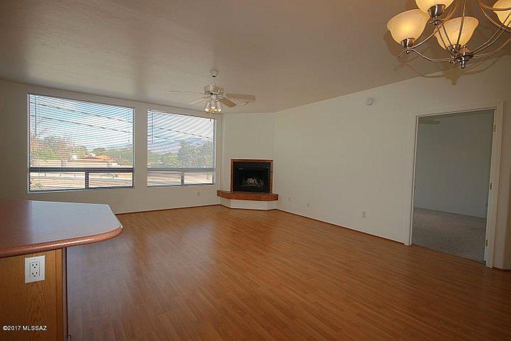 Fairway Terrace Condos. (Units 1-30) - Residential