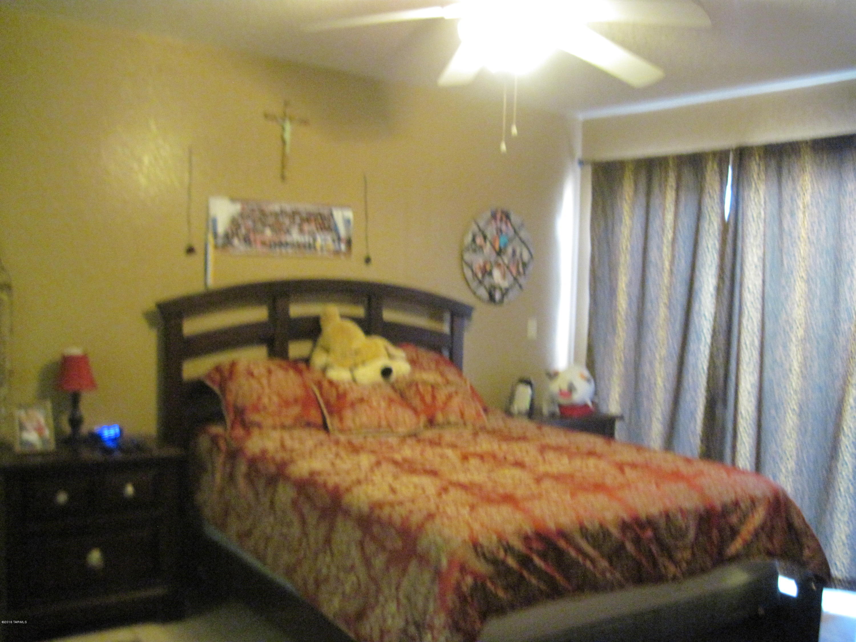 Mountain View Manor - Residential